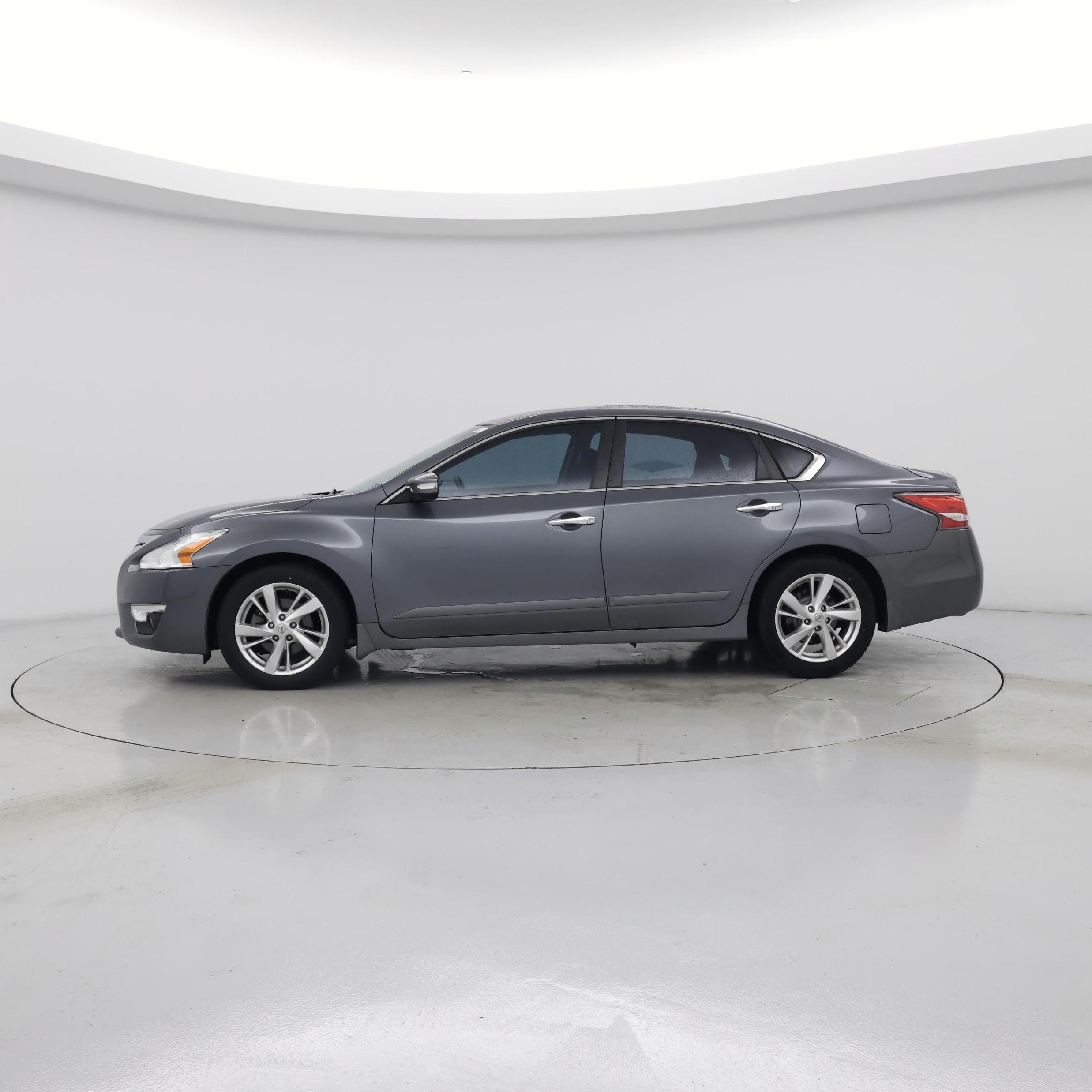 Thumbnail: 2015 Nissan Altima - 3