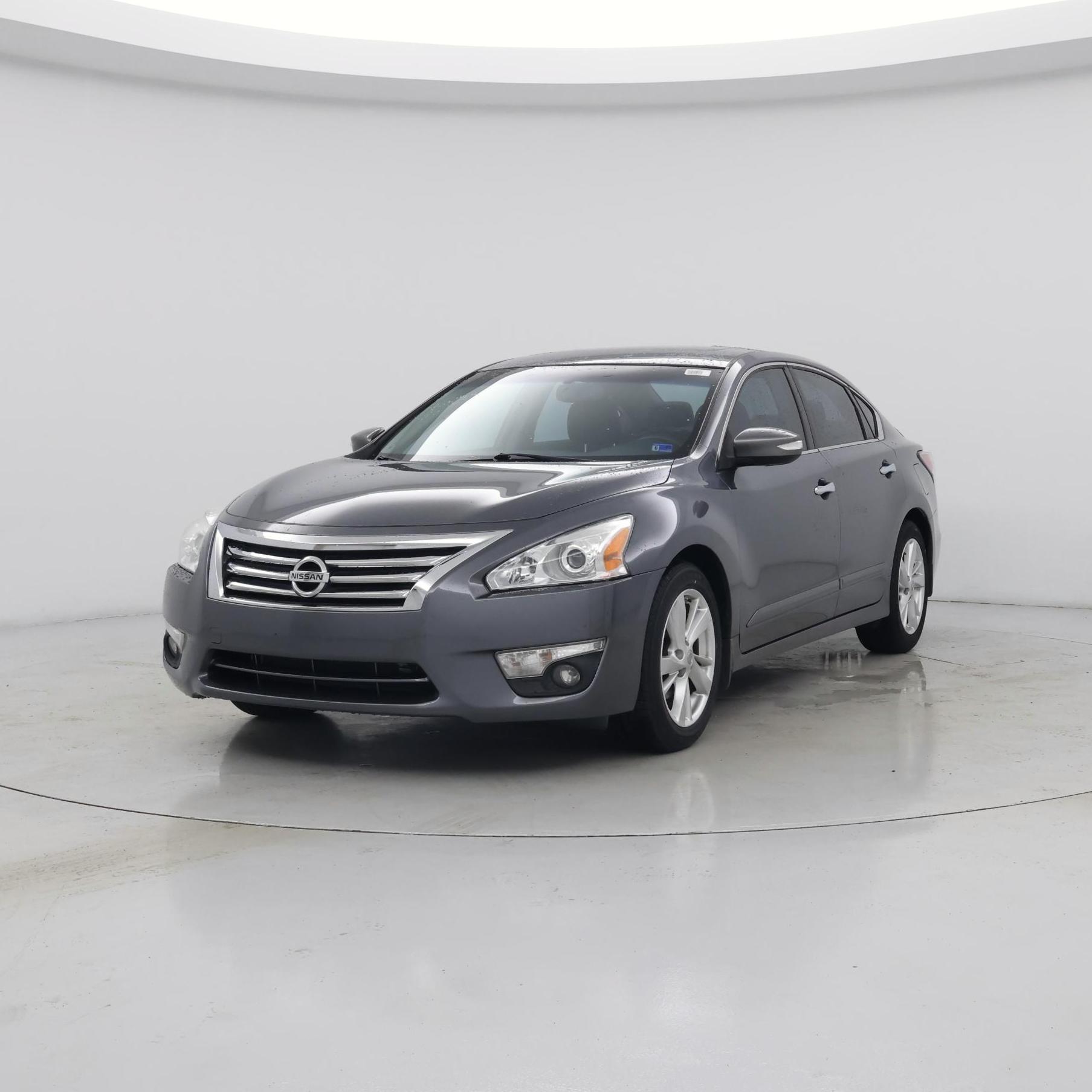 Thumbnail: 2015 Nissan Altima - 4