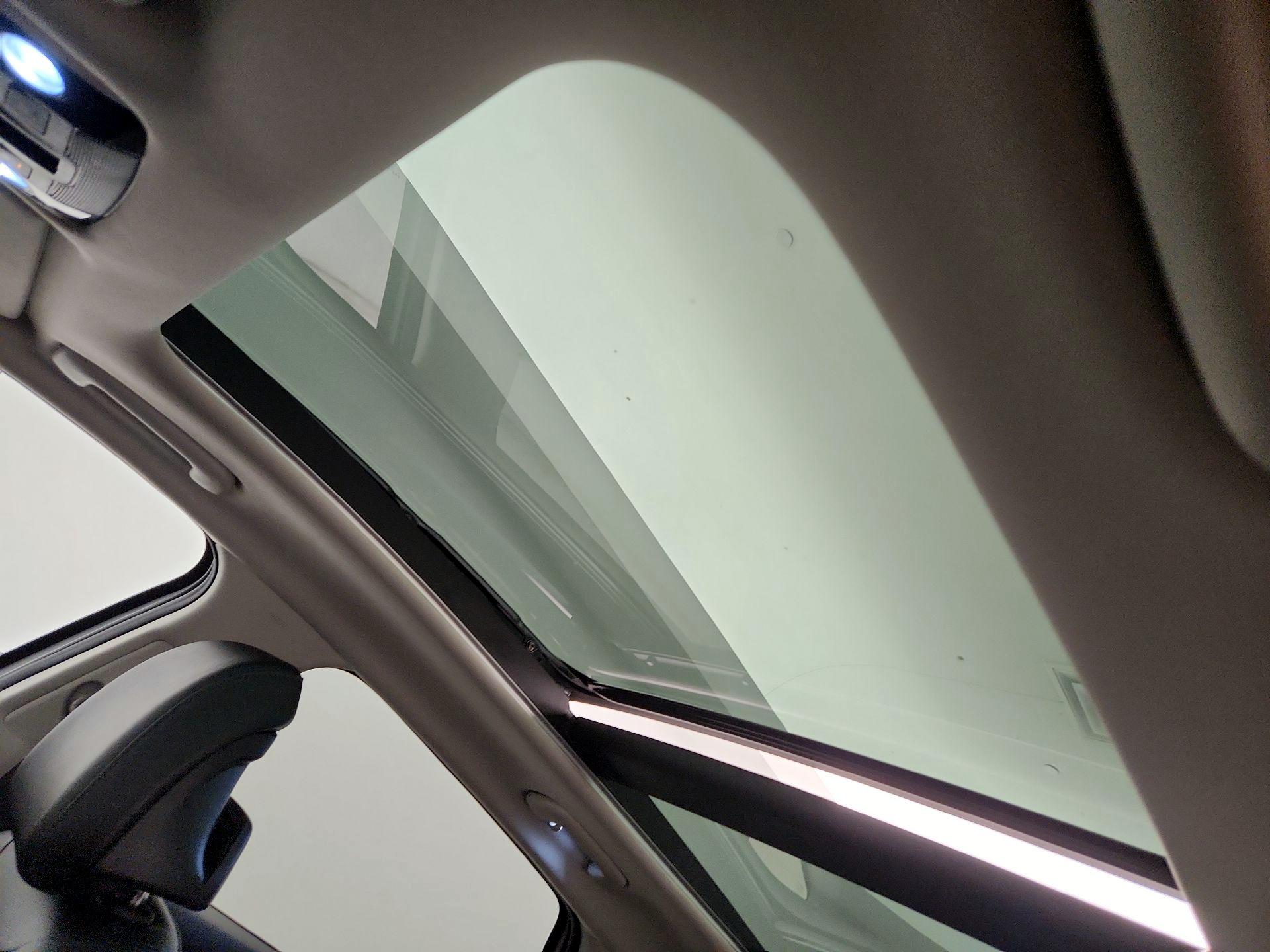 Thumbnail: 2023 Kia Sportage - 19
