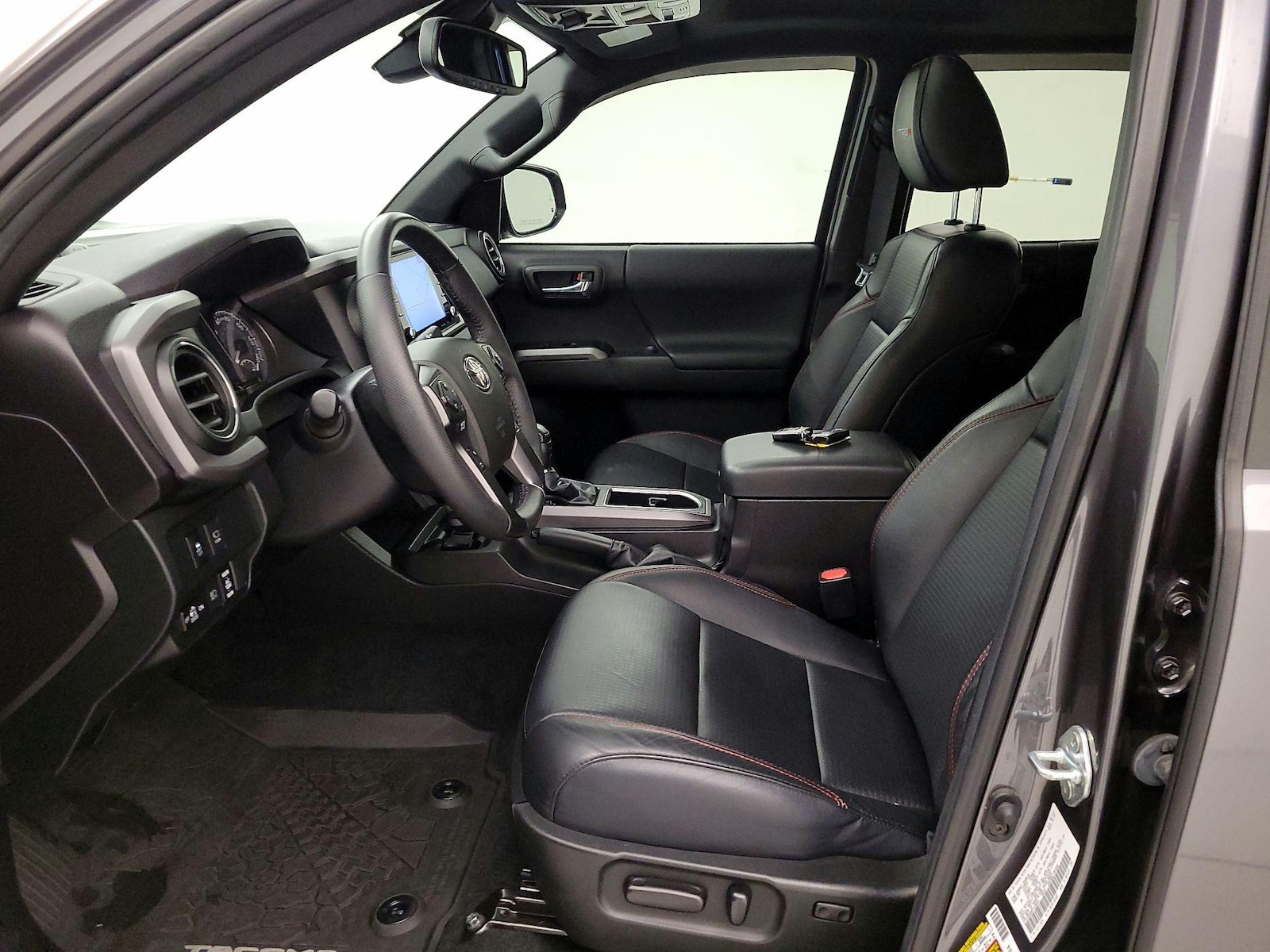 2023 Toyota Tacoma TRD Pro - Photo 12