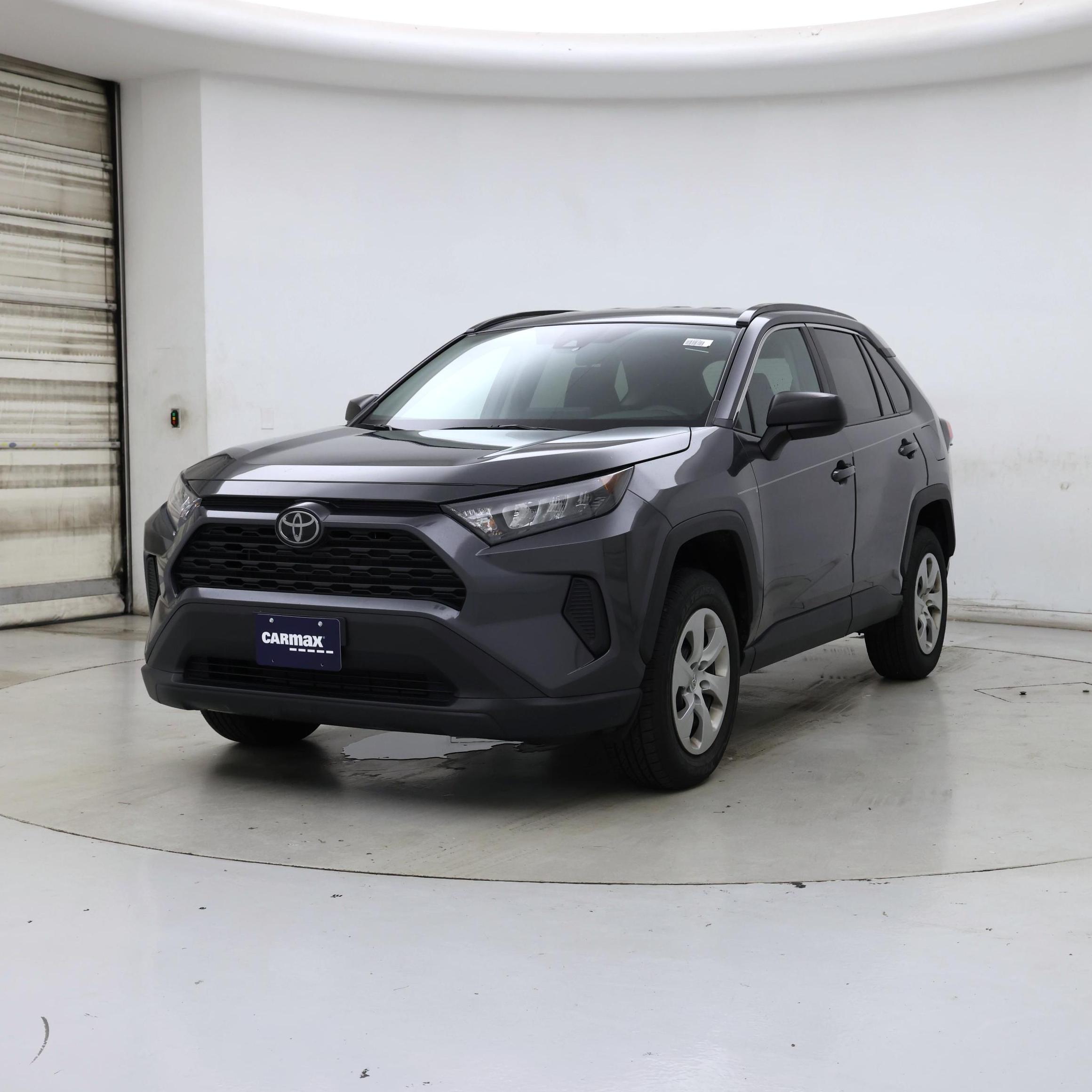 Thumbnail: 2021 Toyota RAV4 - 4