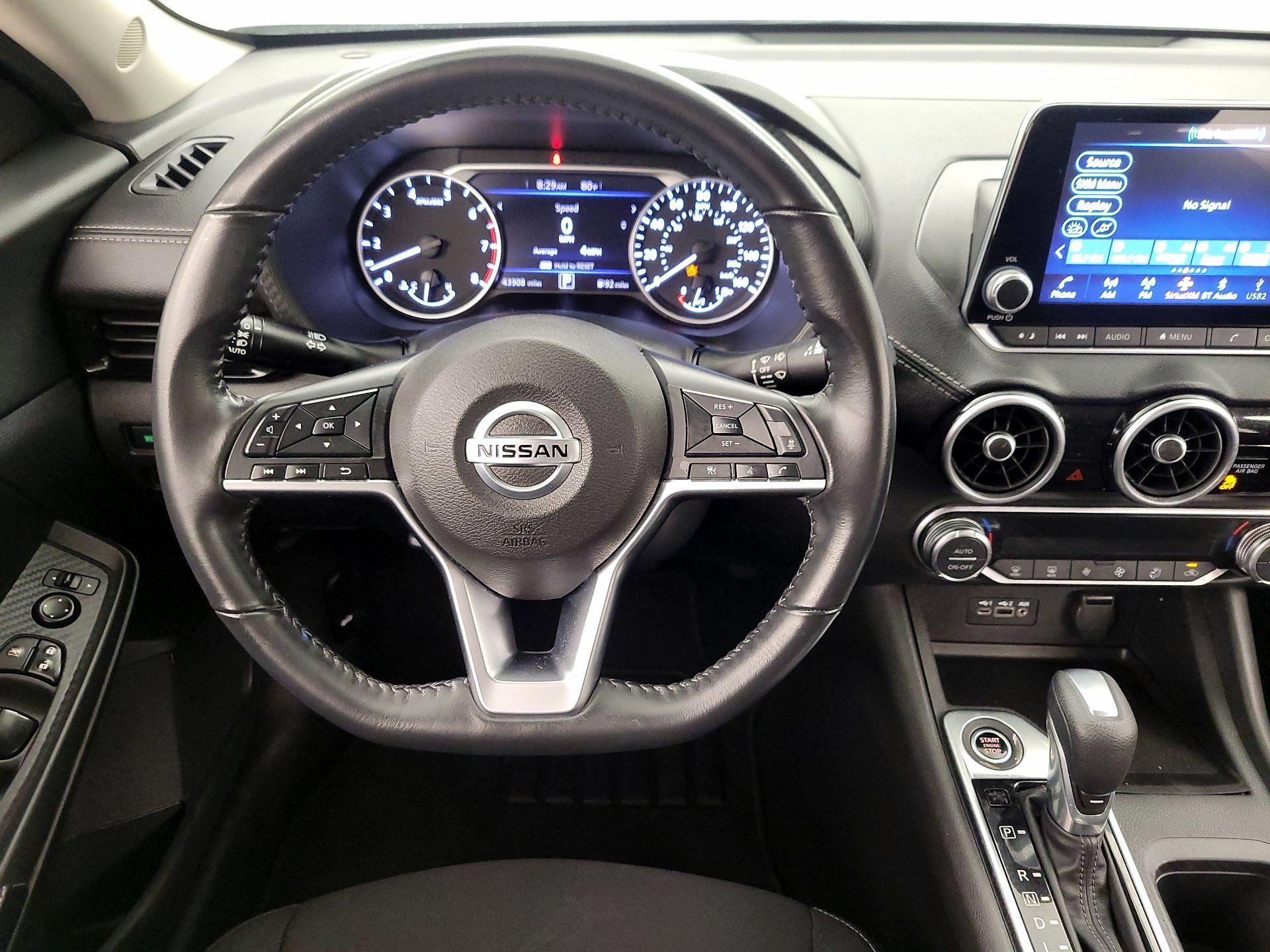 Thumbnail: 2021 Nissan Sentra - 10