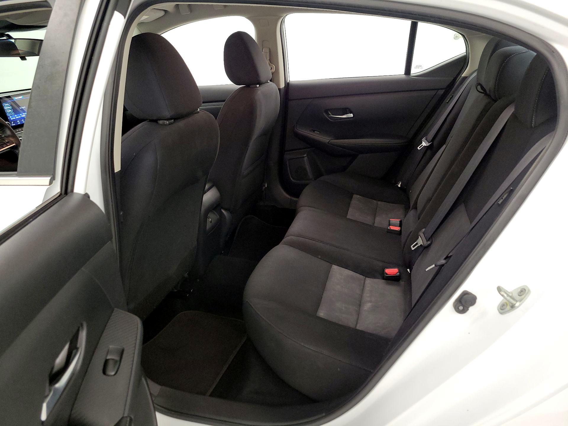 Thumbnail: 2021 Nissan Sentra - 19
