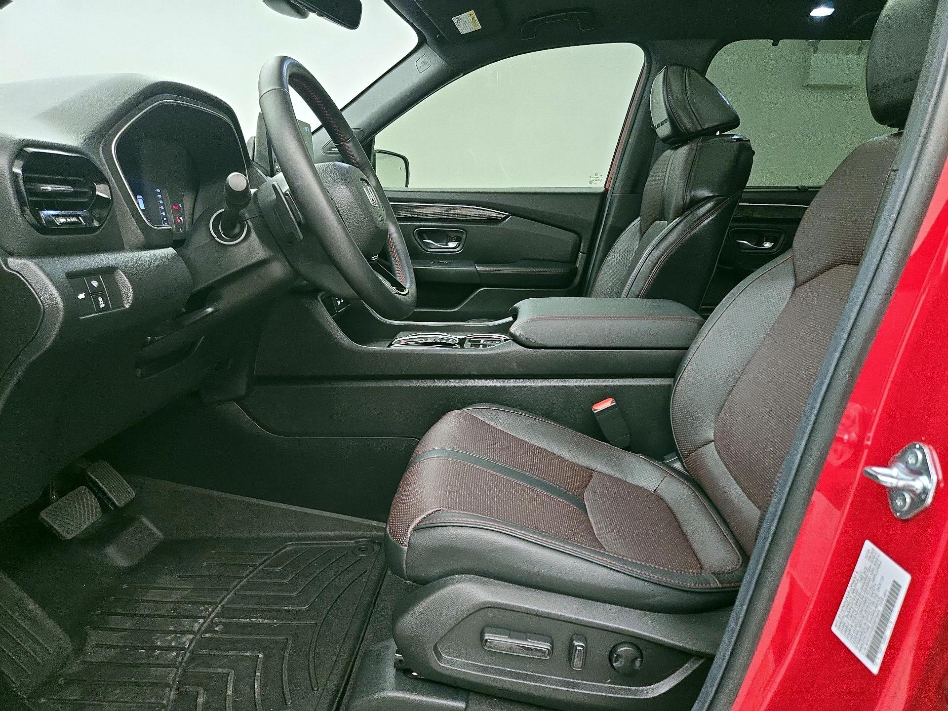 Thumbnail: 2025 Honda Pilot - 11