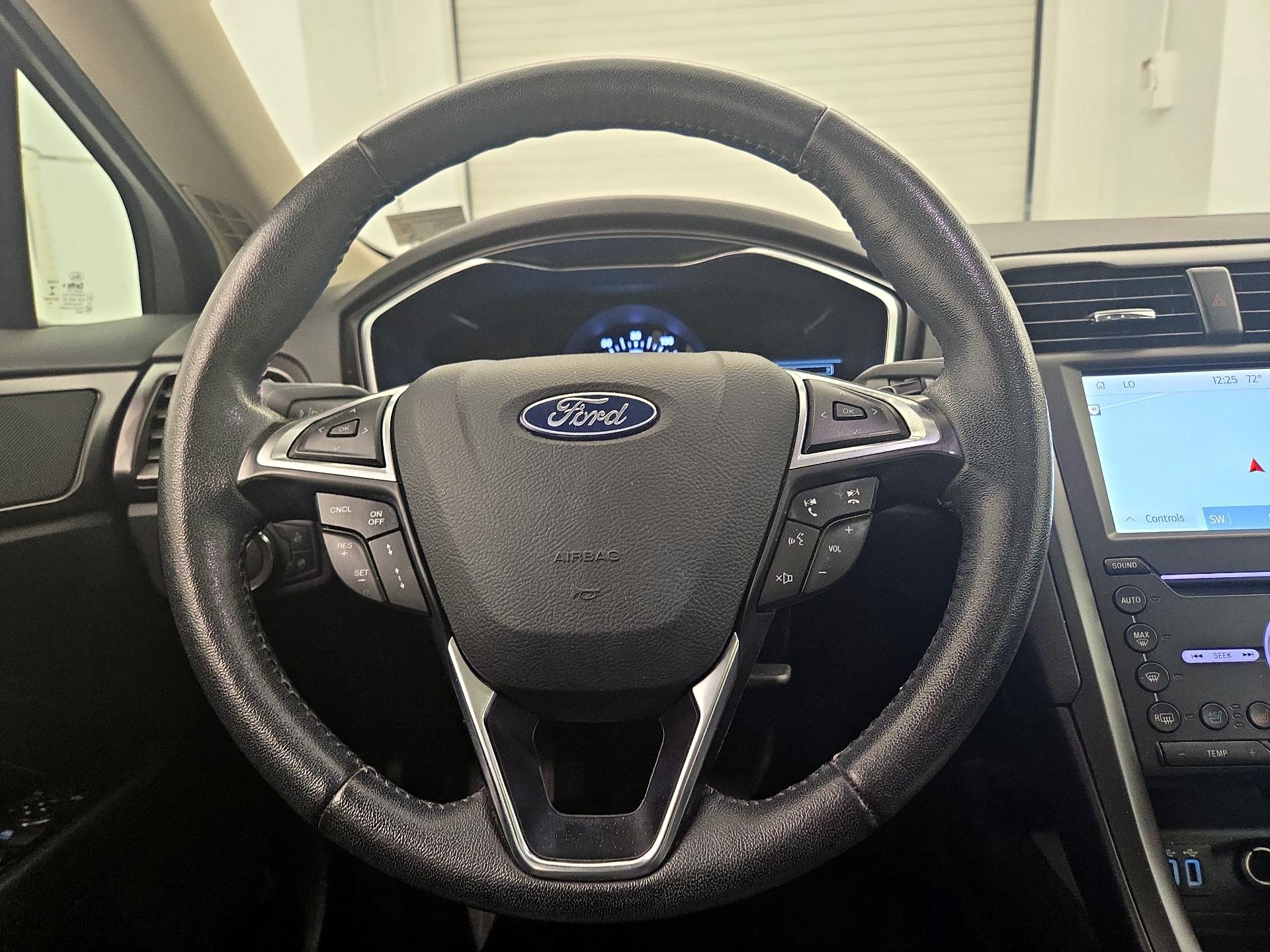 Thumbnail: 2019 Ford Fusion - 10