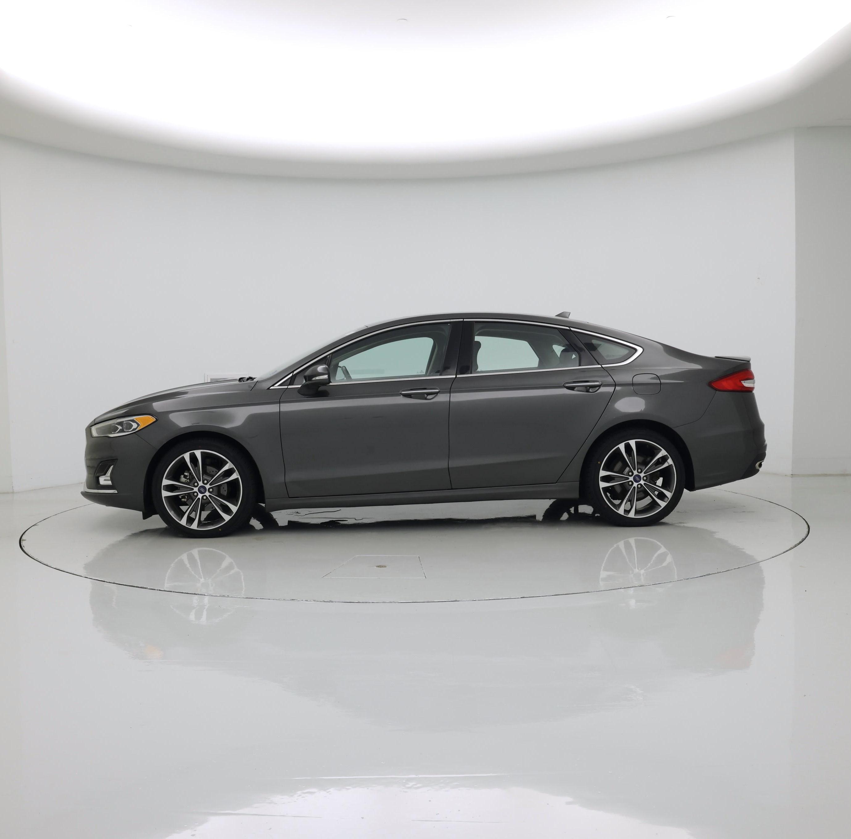 Thumbnail: 2019 Ford Fusion - 3