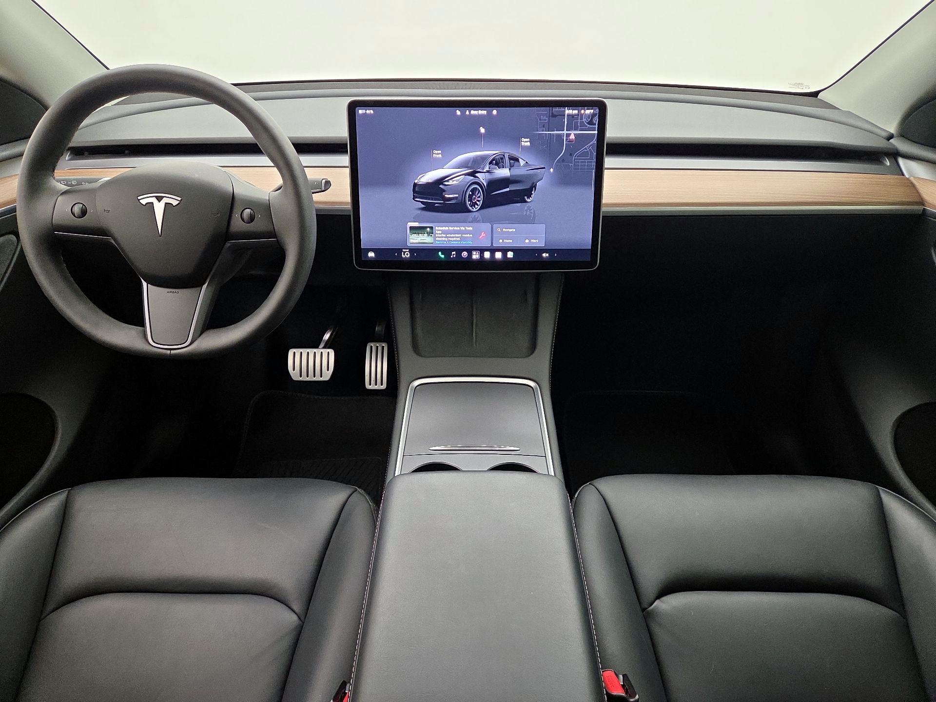 Thumbnail: 2023 Tesla Model Y - 9