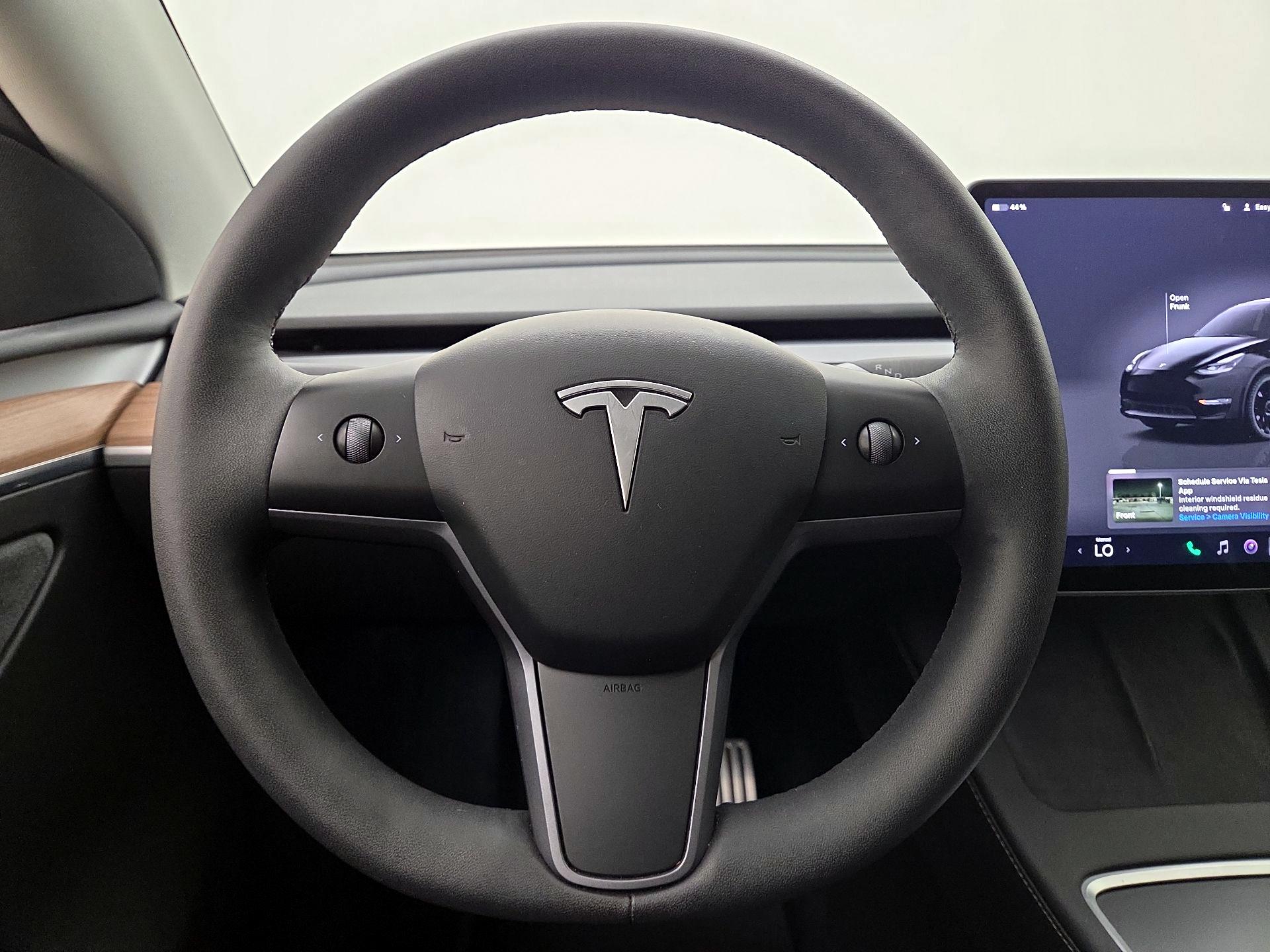 Thumbnail: 2023 Tesla Model Y - 10