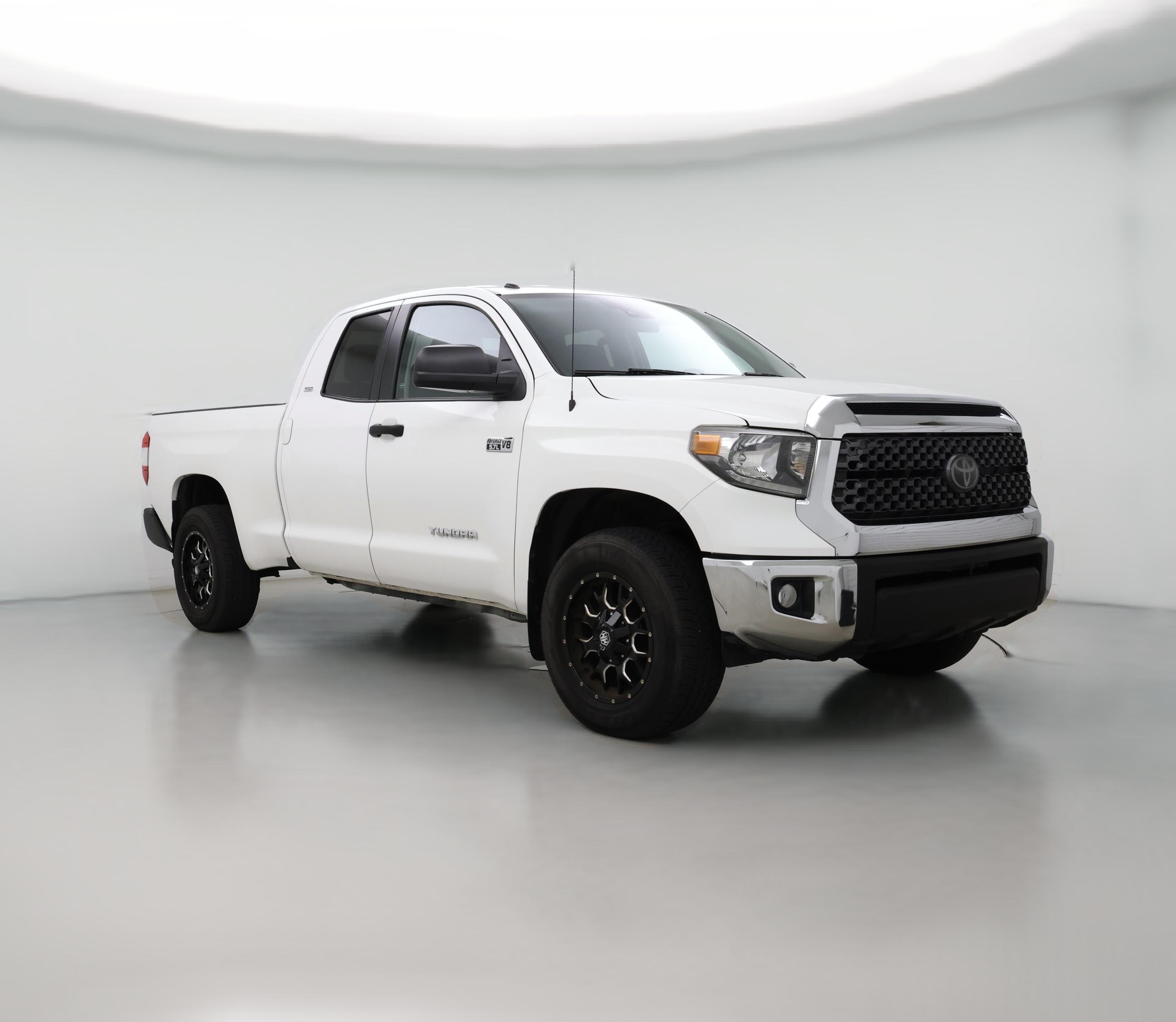 Thumbnail: 2018 Toyota Tundra - 1