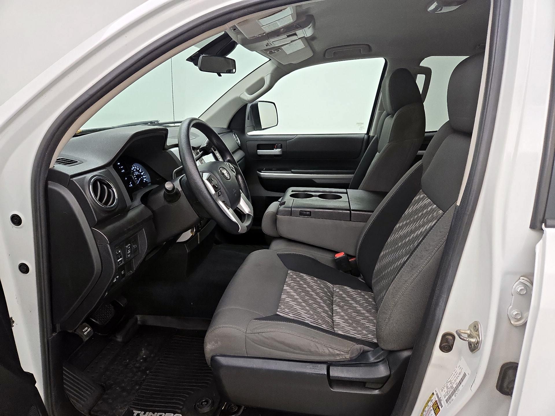 Thumbnail: 2018 Toyota Tundra - 11