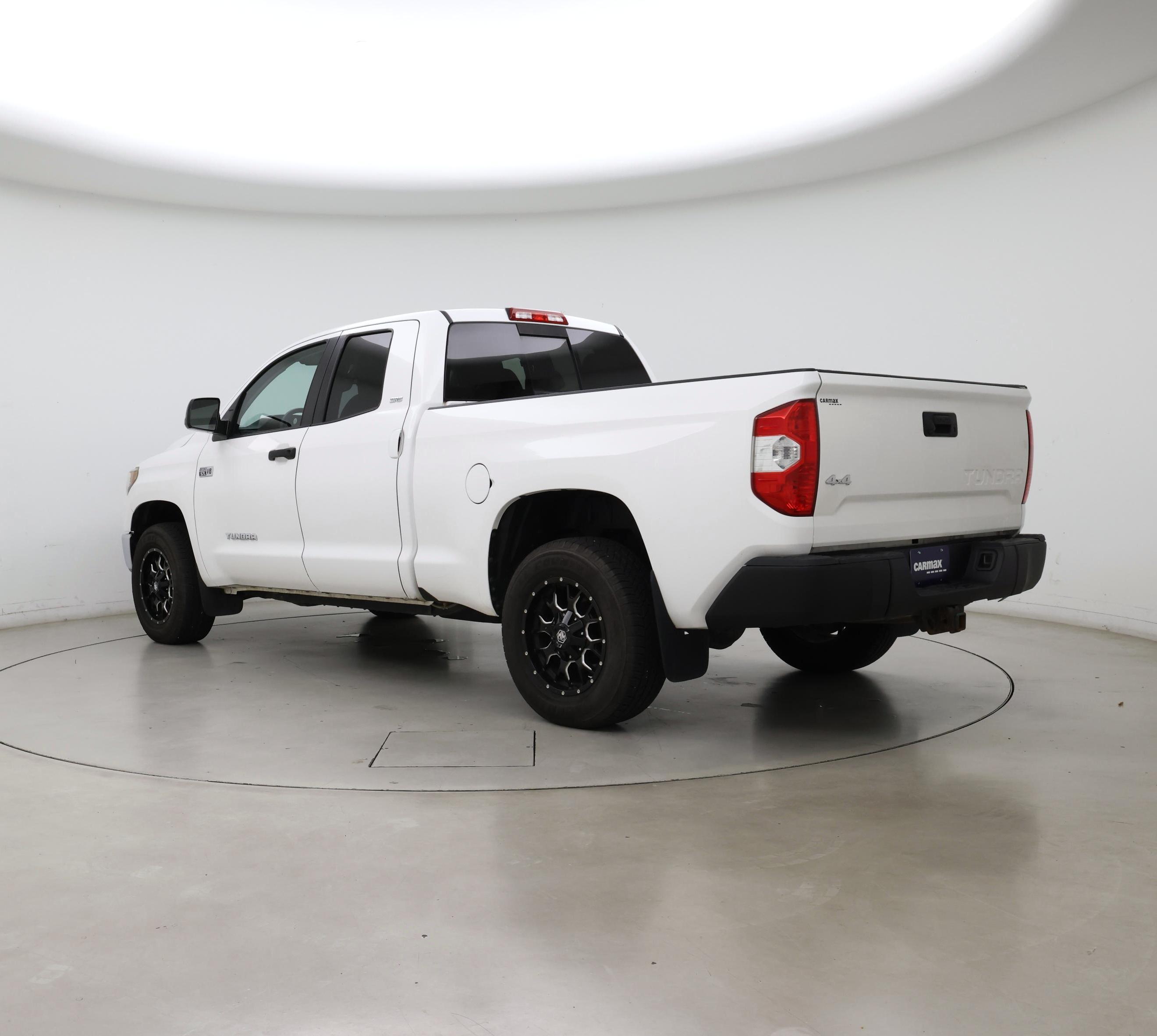 Thumbnail: 2018 Toyota Tundra - 2