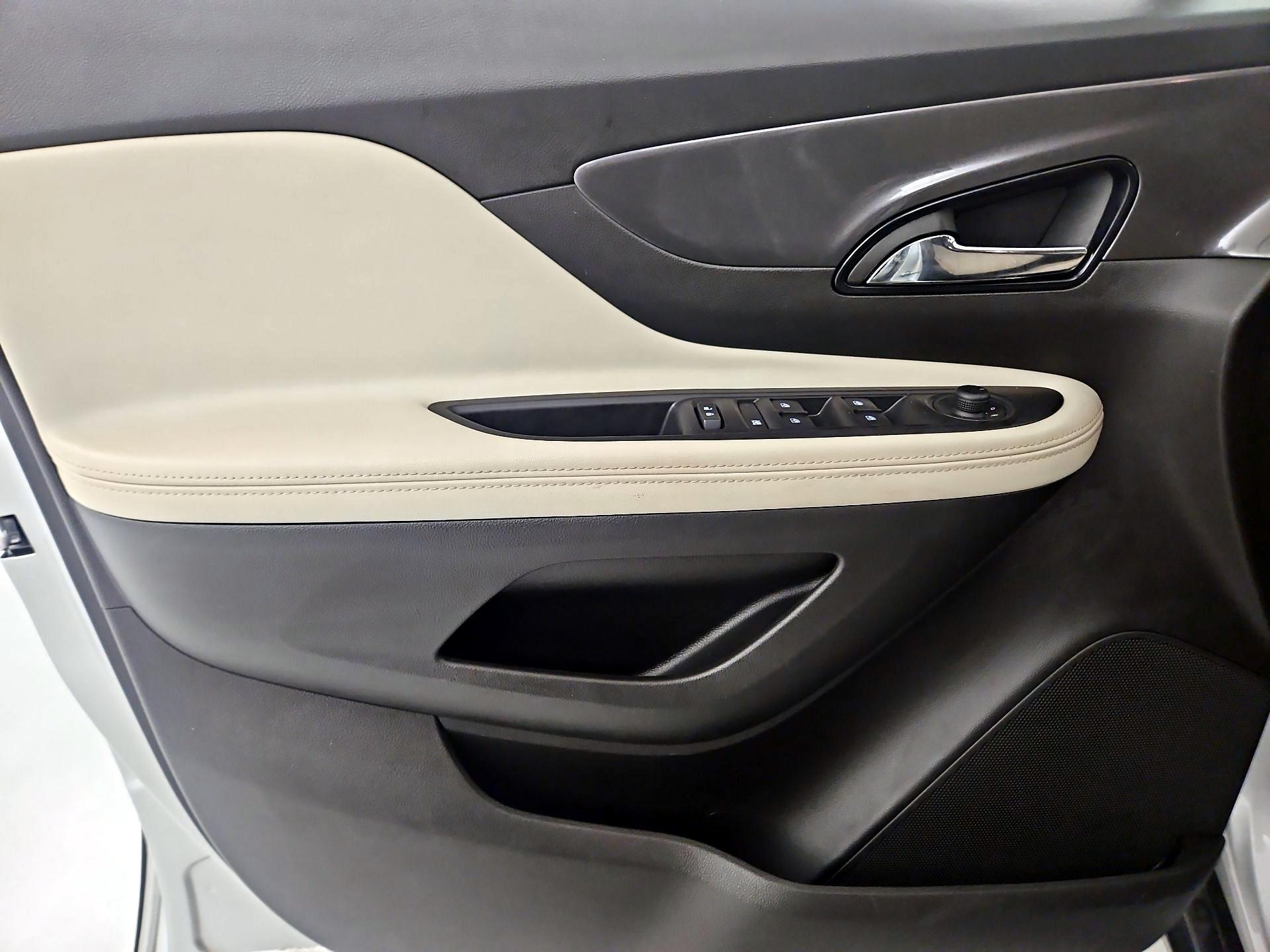 Thumbnail: 2020 Buick Encore - 10