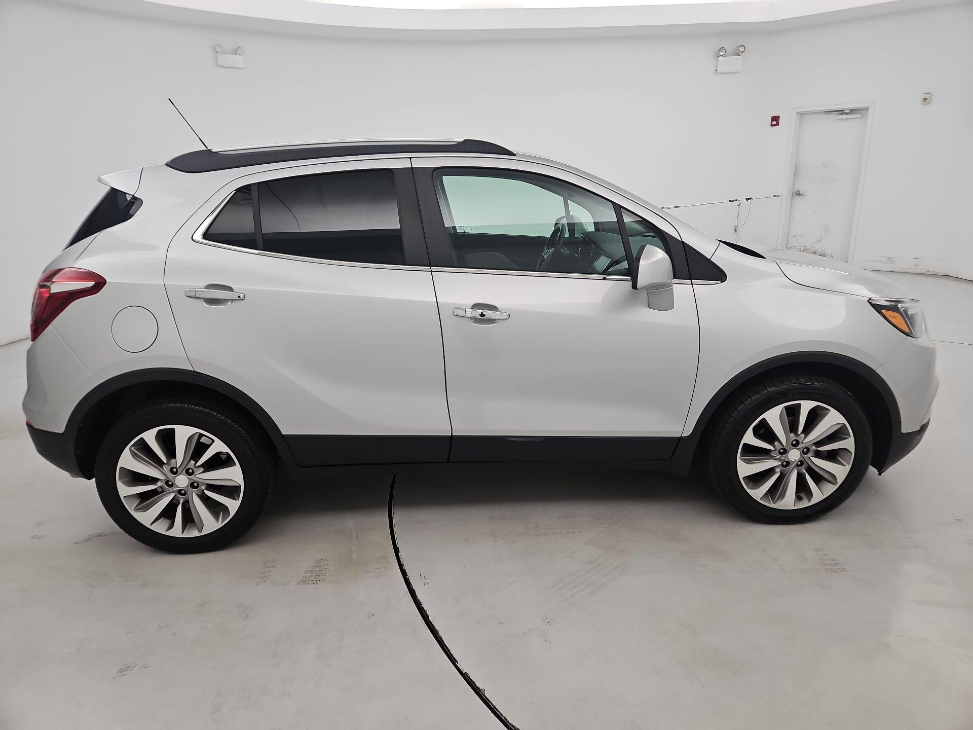 Thumbnail: 2020 Buick Encore - 4