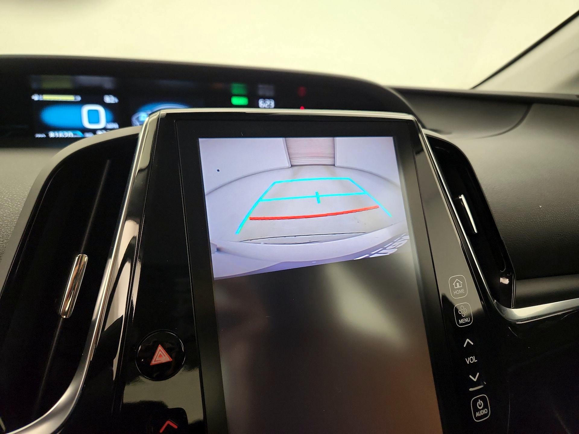 Thumbnail: 2017 Toyota Prius Prime - 15