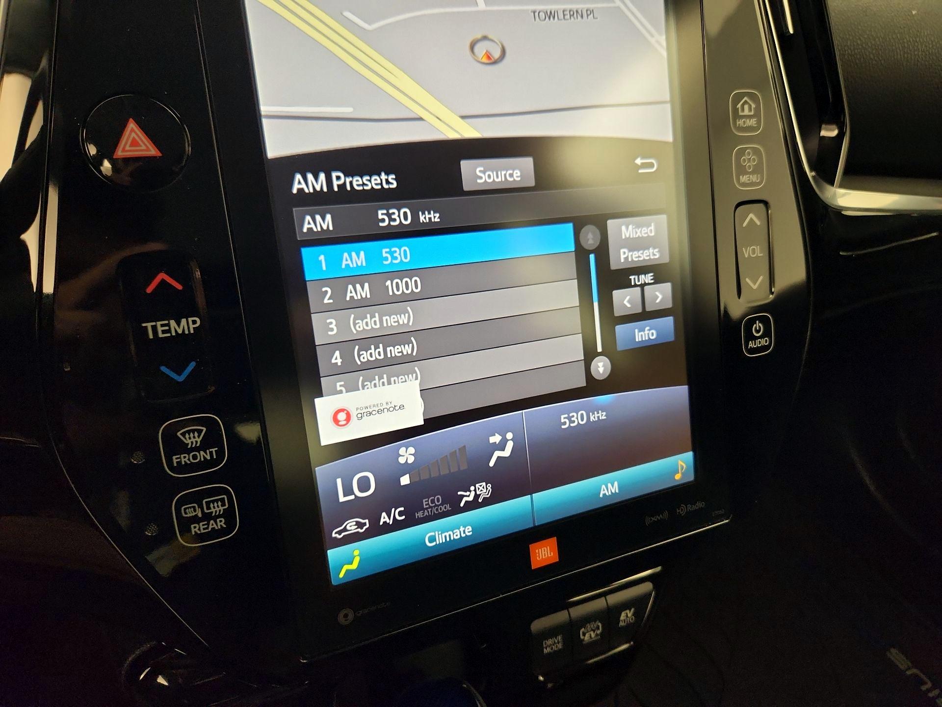 Thumbnail: 2017 Toyota Prius Prime - 16