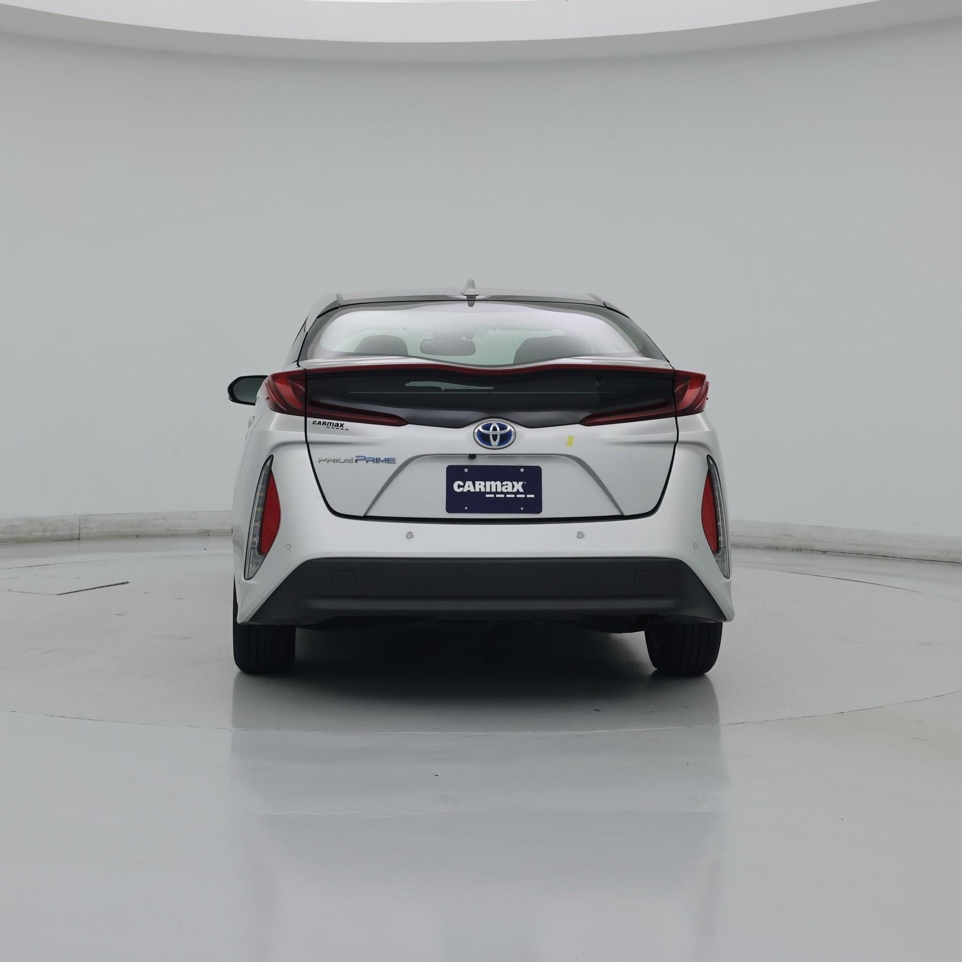 Thumbnail: 2017 Toyota Prius Prime - 6