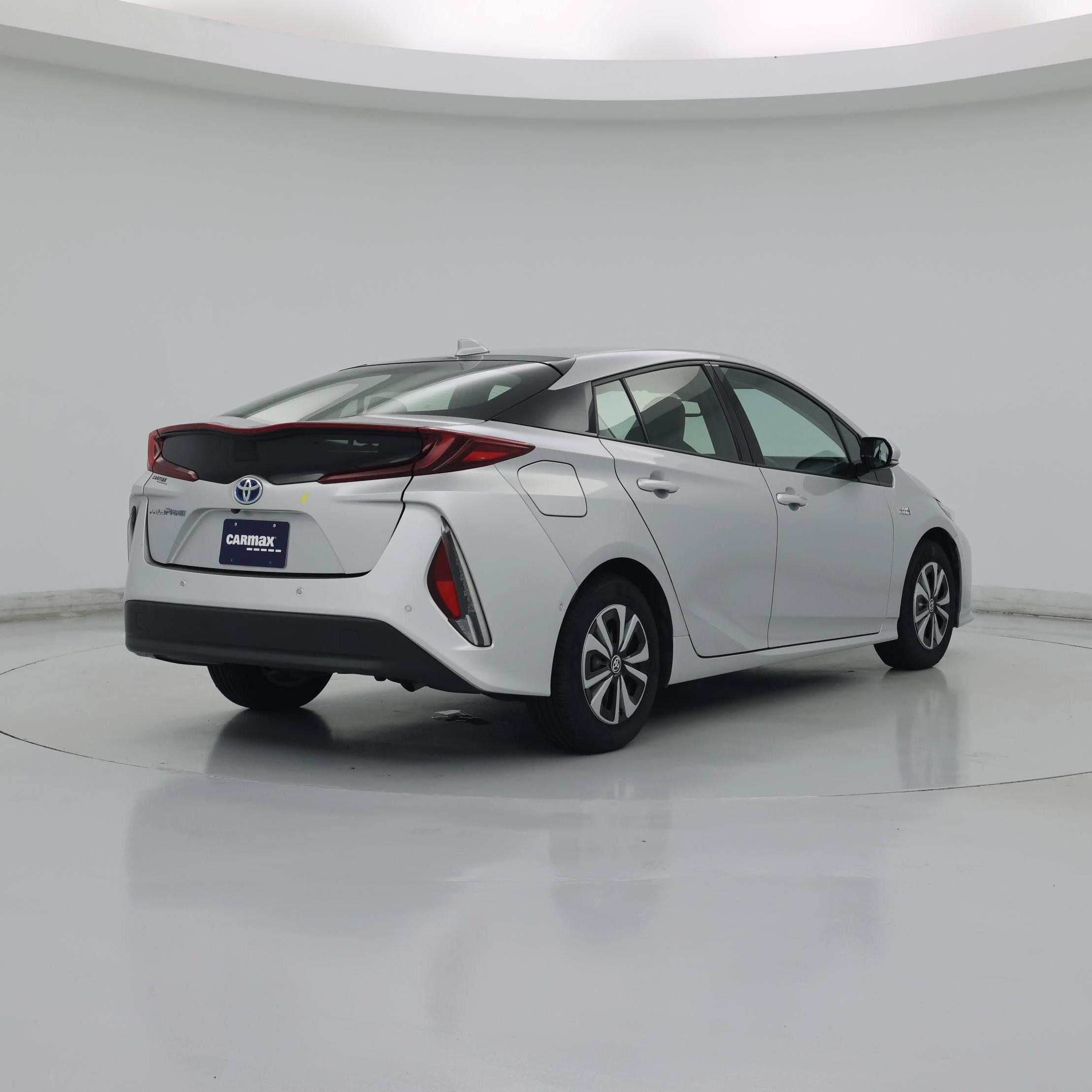 Thumbnail: 2017 Toyota Prius Prime - 8