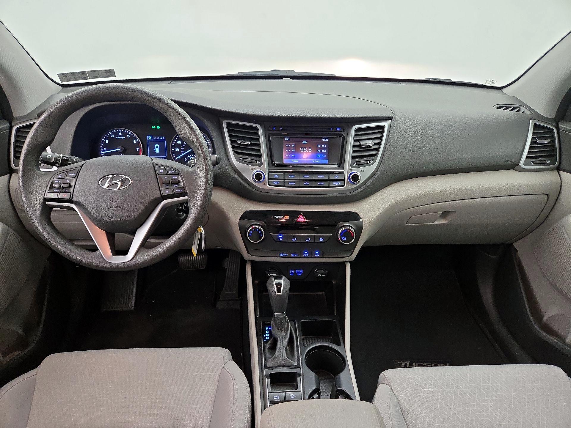 Thumbnail: 2017 Hyundai Tucson - 9