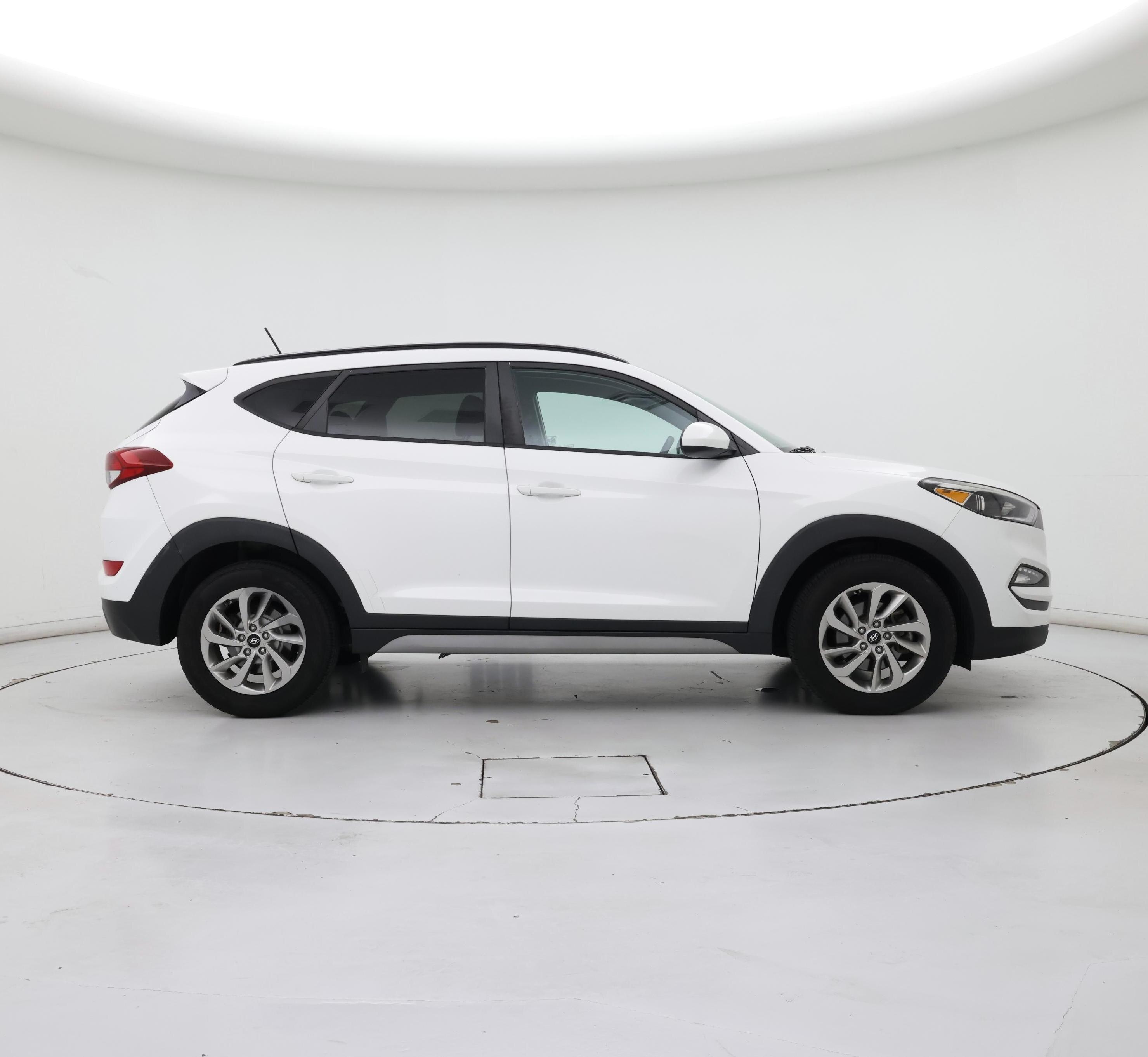 Thumbnail: 2017 Hyundai Tucson - 7