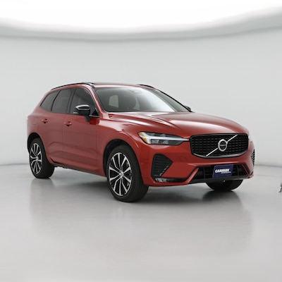2023 Volvo XC60 B5 Plus Dark Theme