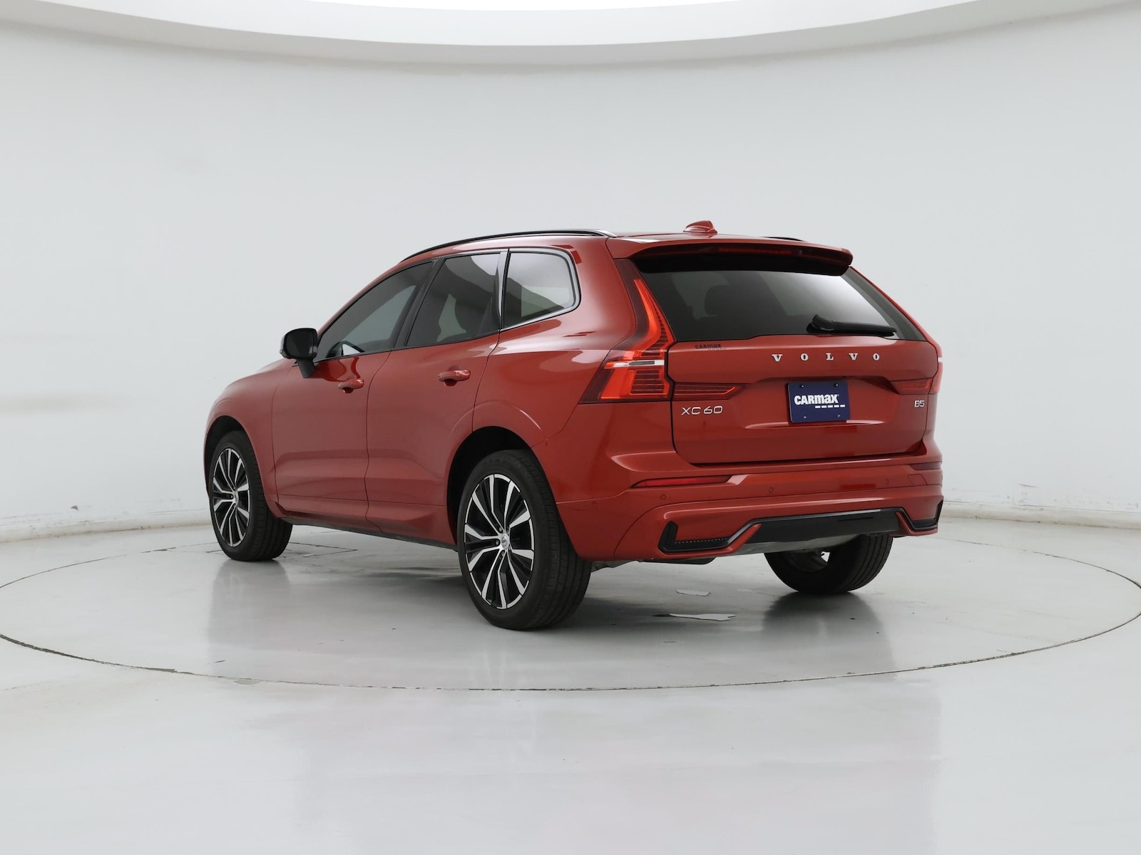 2023 Volvo XC60 Plus - Photo 3