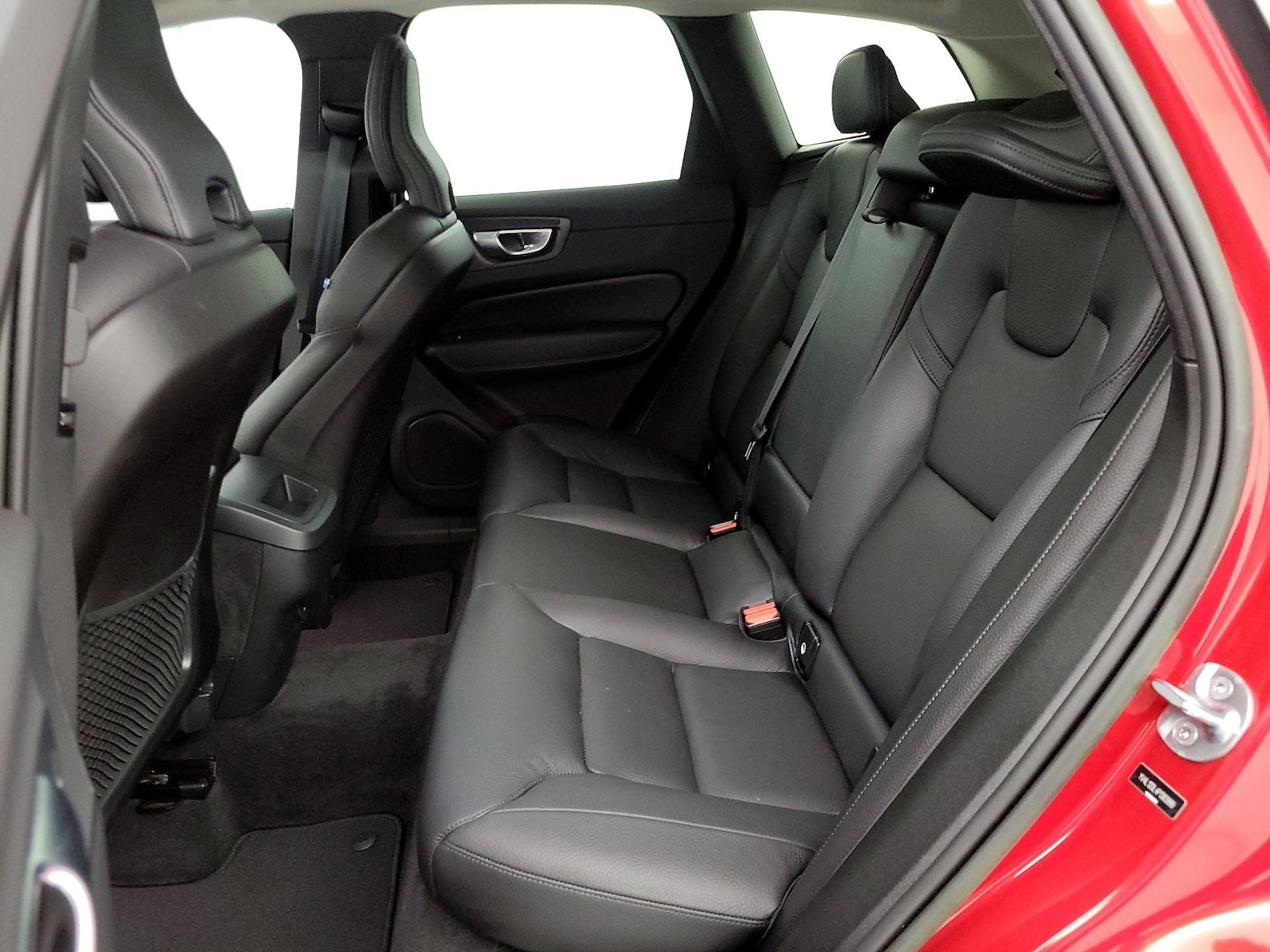 2023 Volvo XC60 Plus - Photo 22
