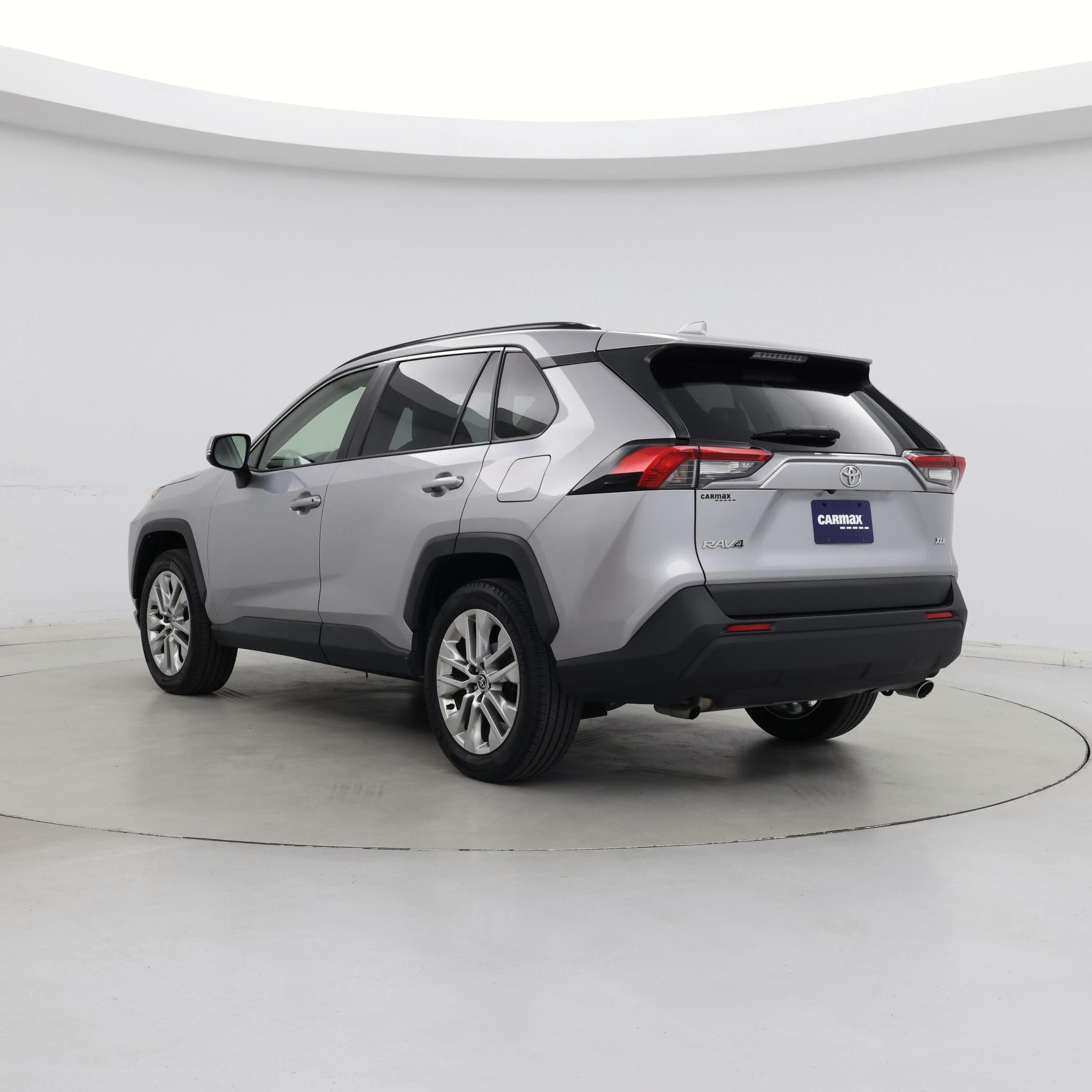 Thumbnail: 2021 Toyota RAV4 - 2