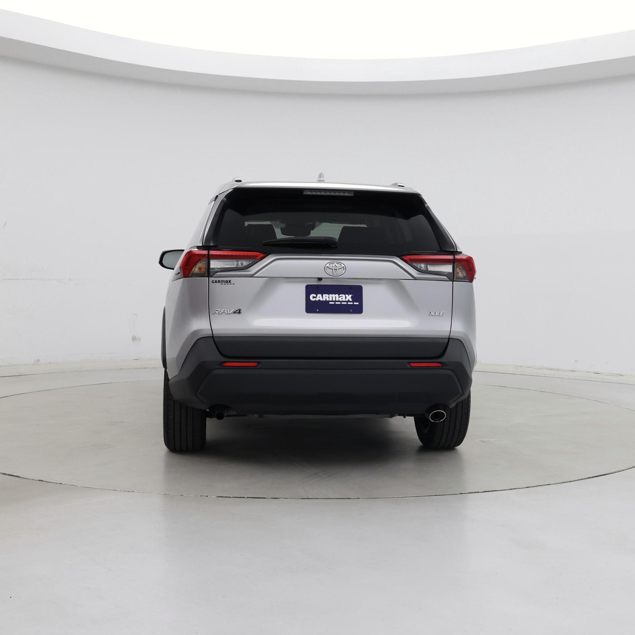 Thumbnail: 2021 Toyota RAV4 - 6
