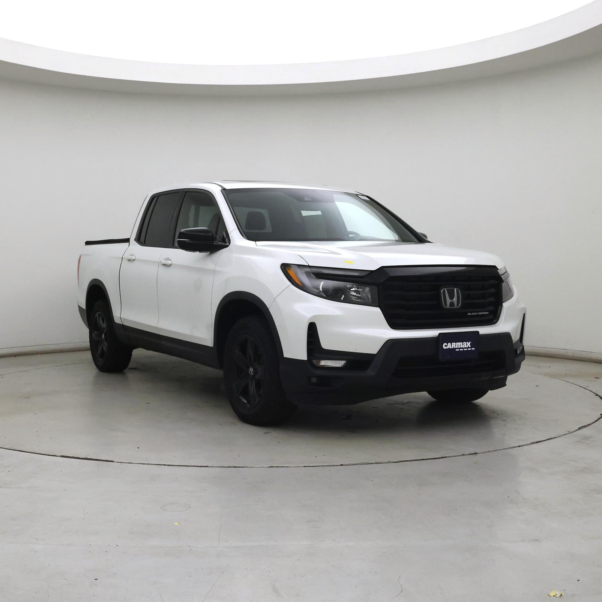White 2022 Honda Ridgeline Pickup Truck All-Wheel Drive Automatic