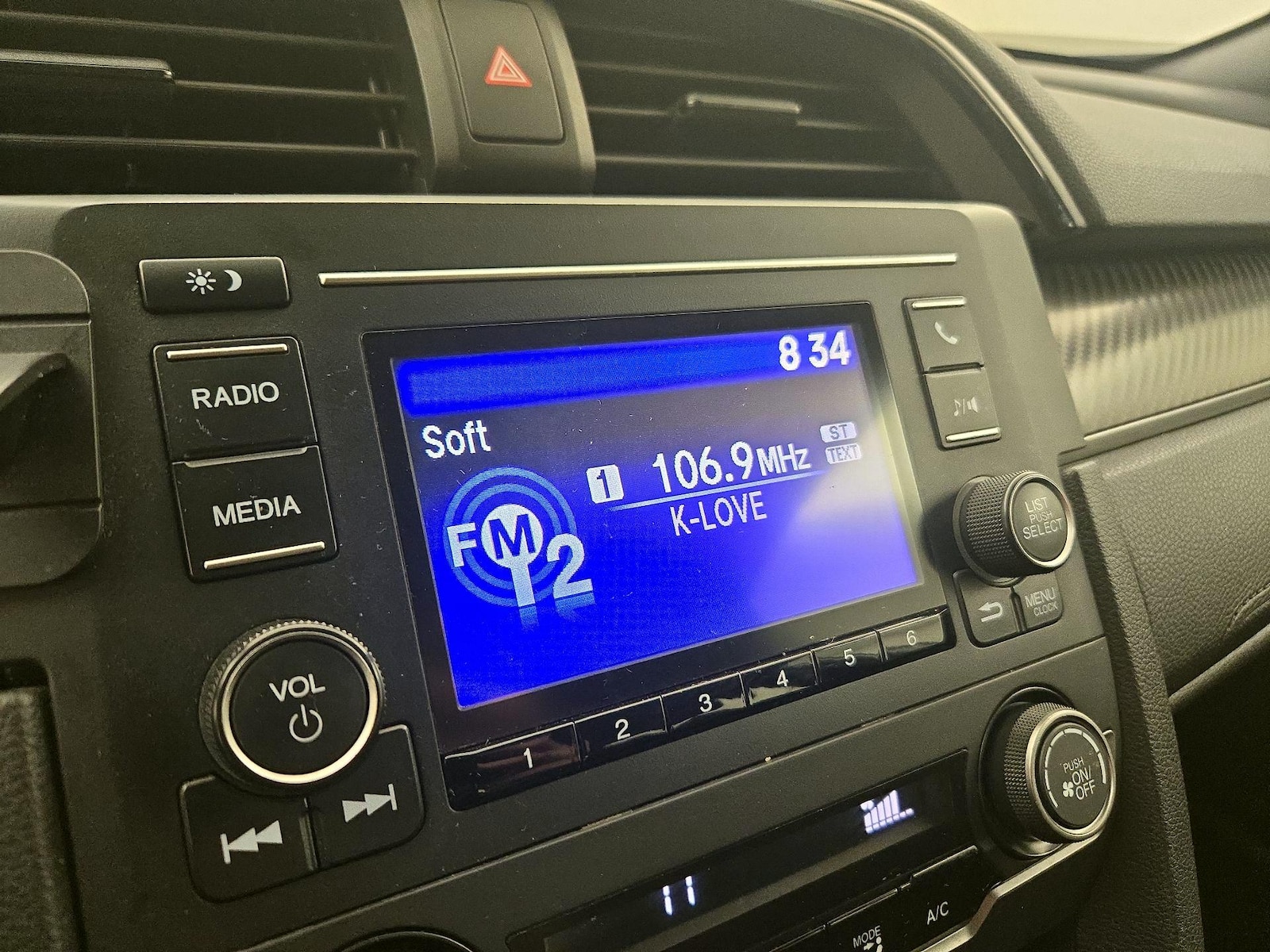 2019 Honda Civic Hatchback Sport - Photo 15