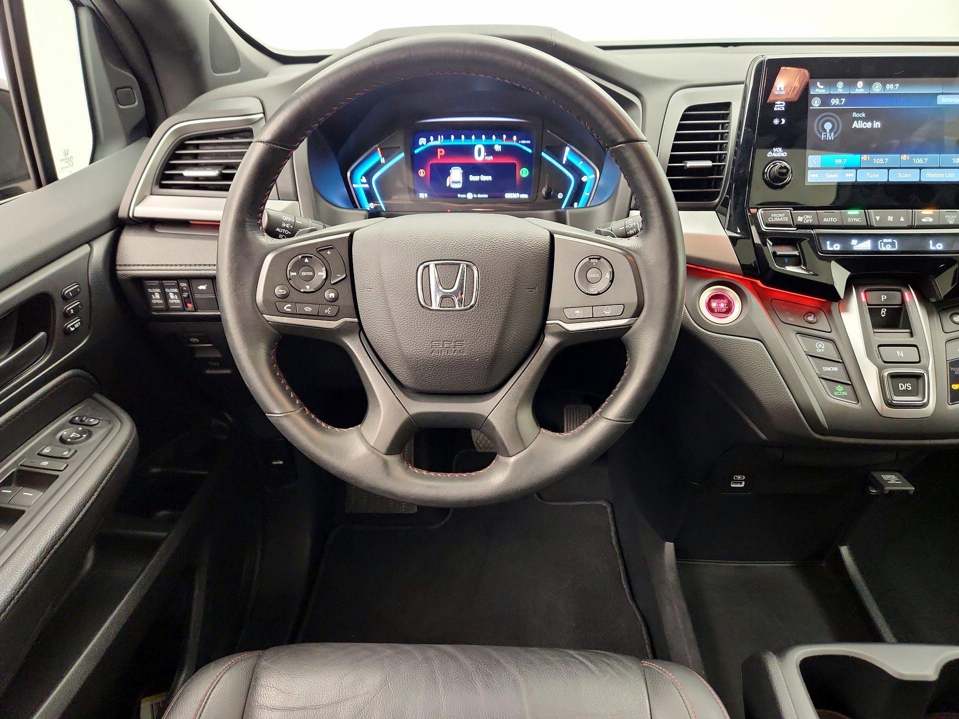 Thumbnail: 2023 Honda Odyssey - 10