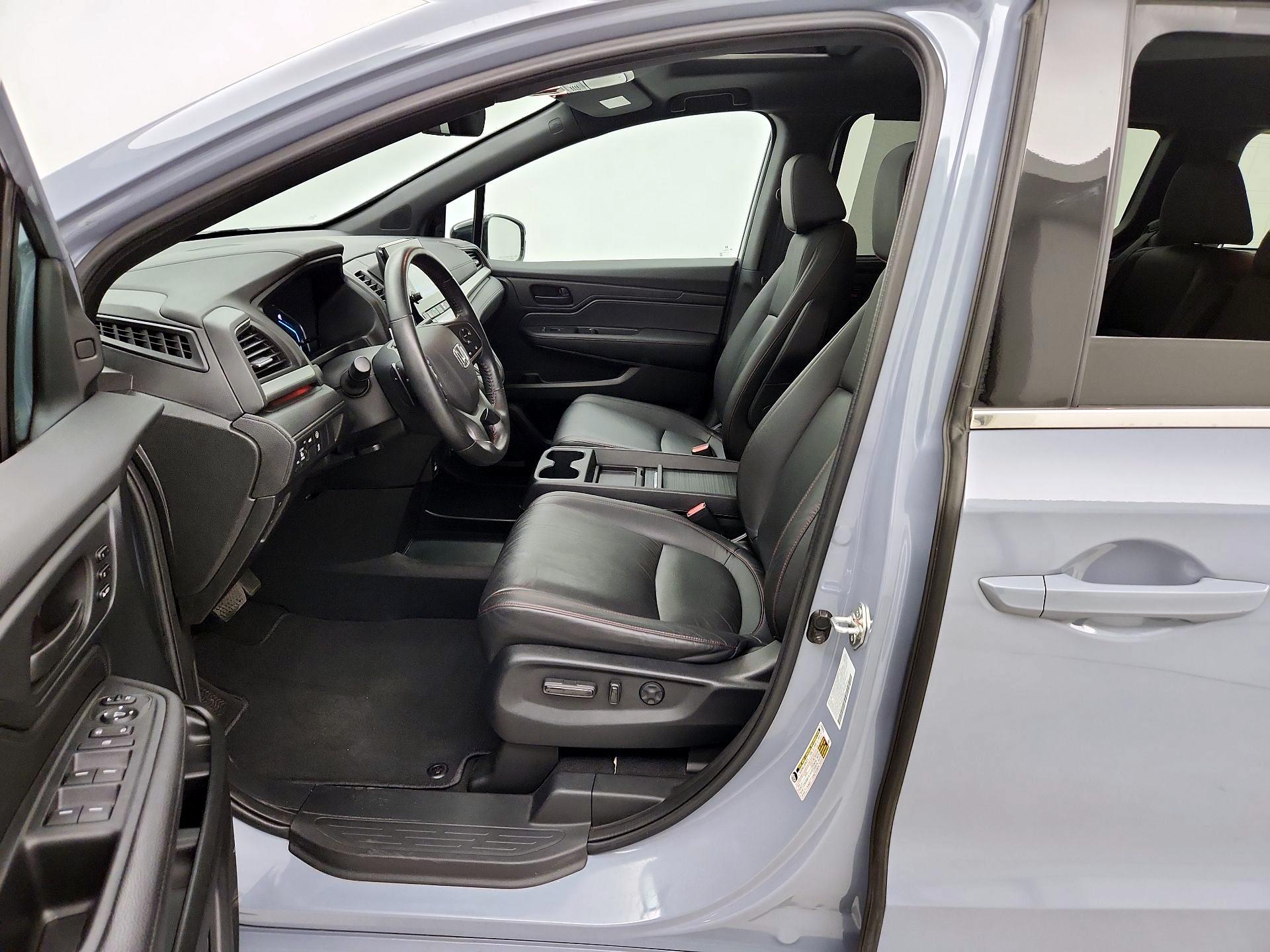 Thumbnail: 2023 Honda Odyssey - 11