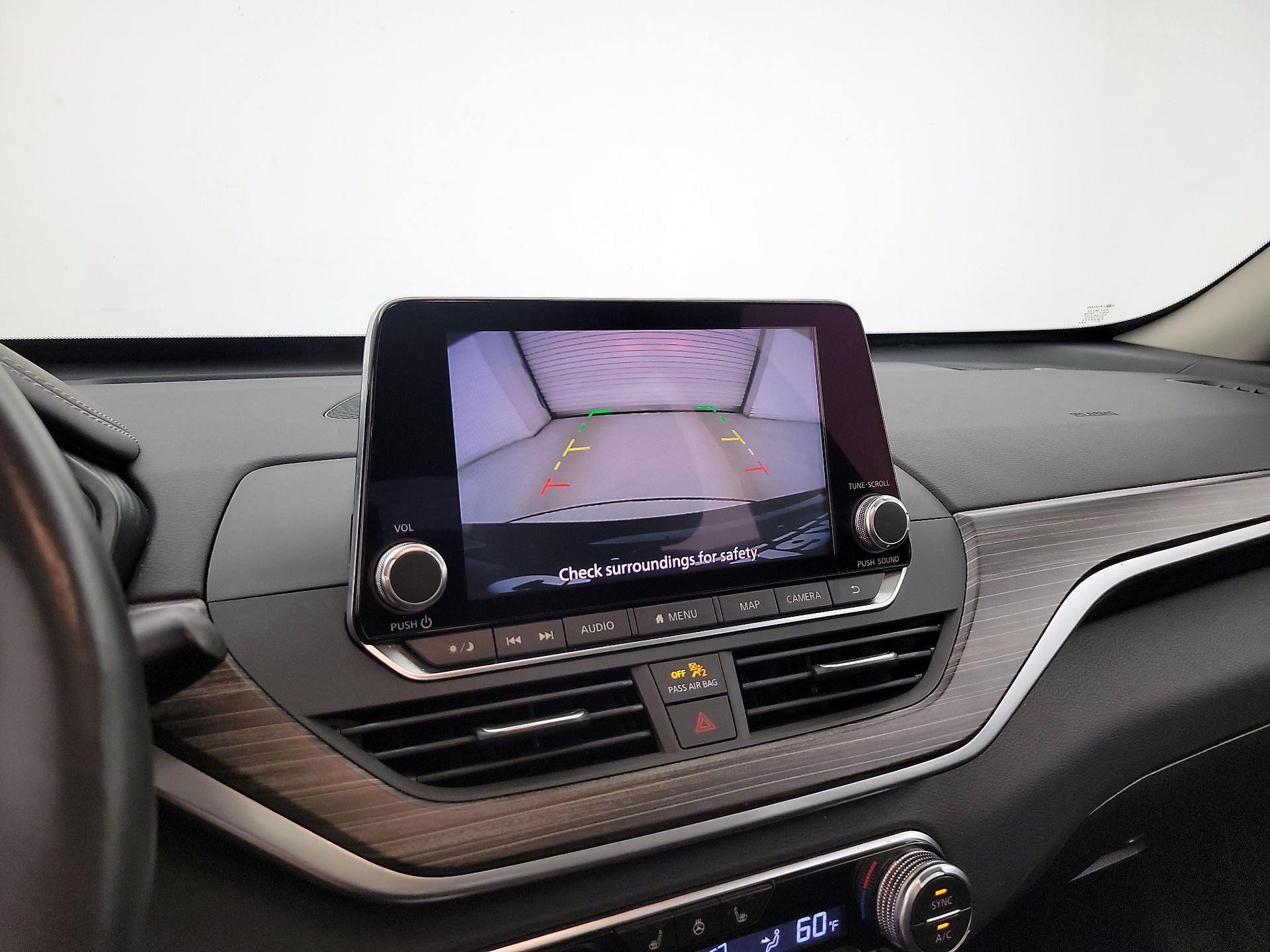 Thumbnail: 2019 Nissan Altima - 15