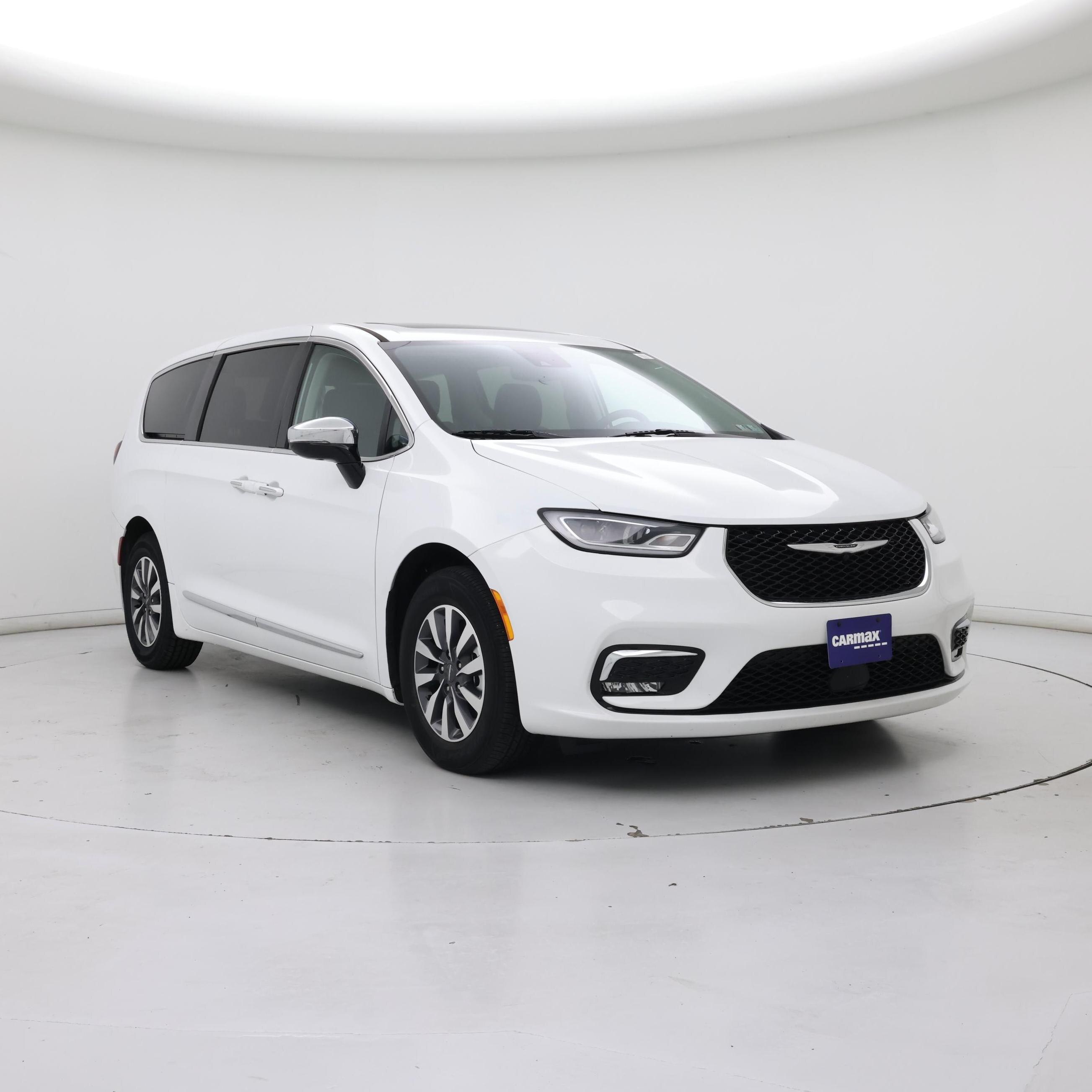 White 2023 Chrysler Pacifica Hybrid Minivan Front-Wheel Drive Automatic