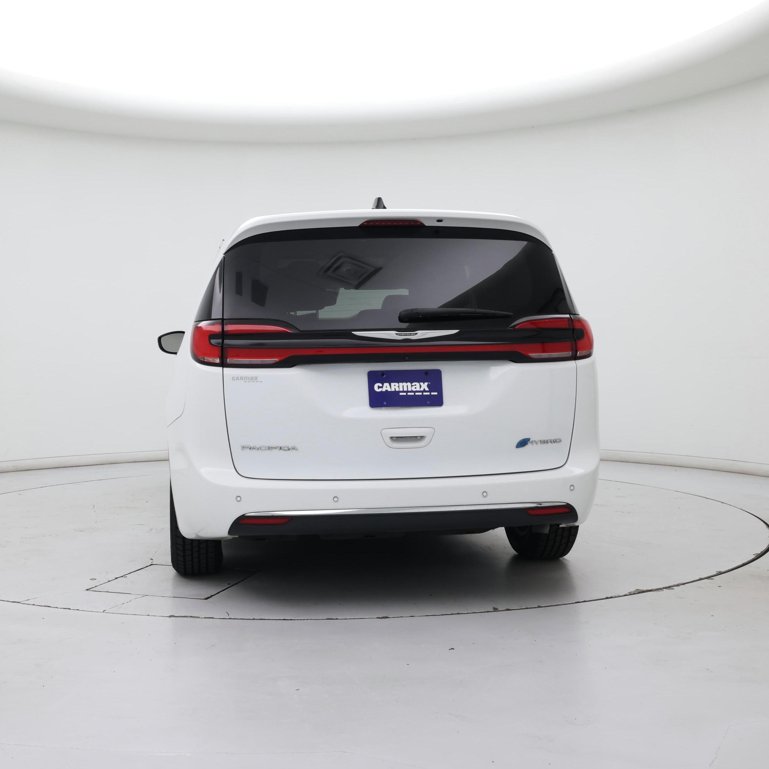 Thumbnail: 2023 Chrysler Pacifica - 6
