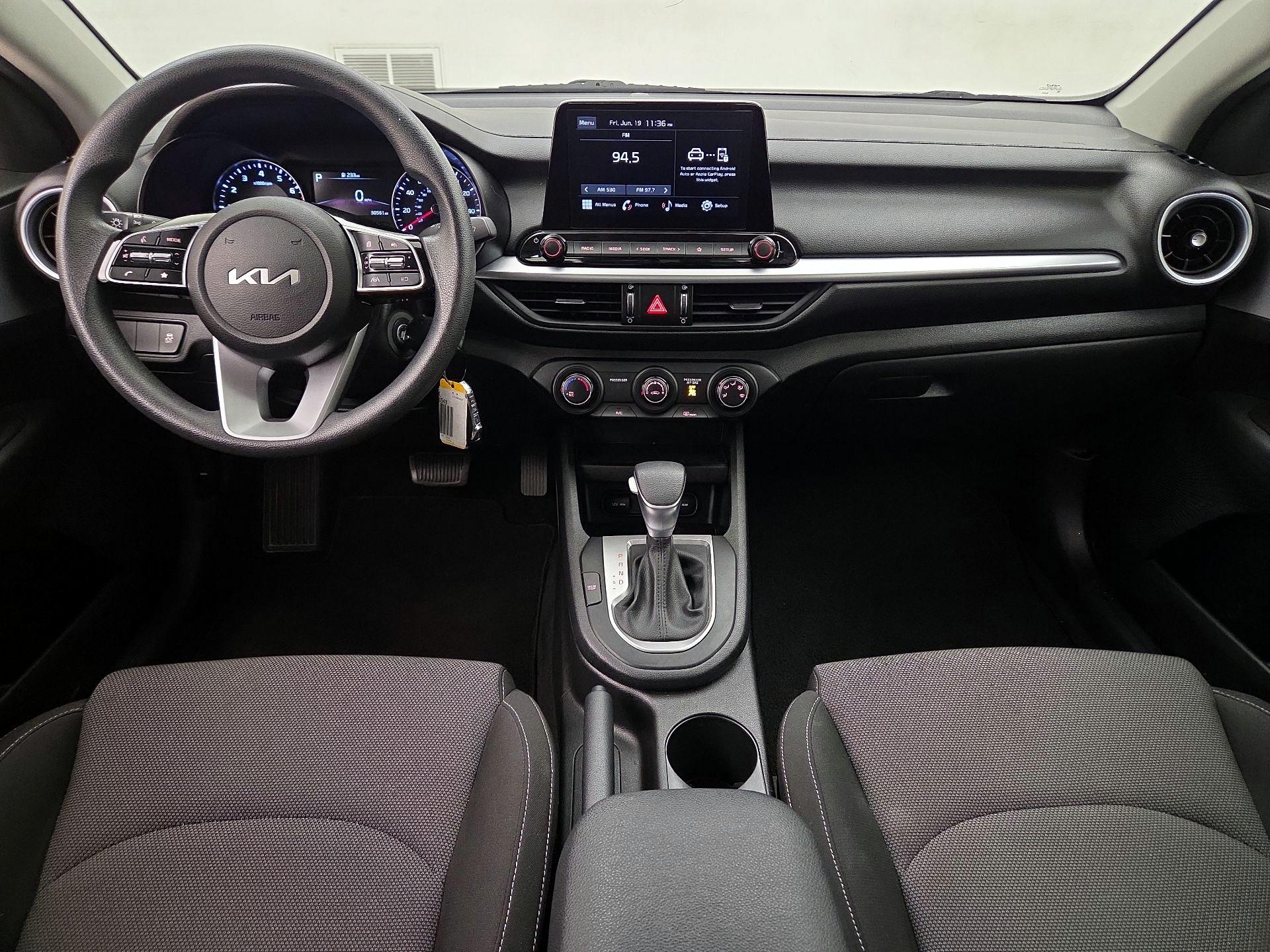 Thumbnail: 2023 Kia Forte - 9