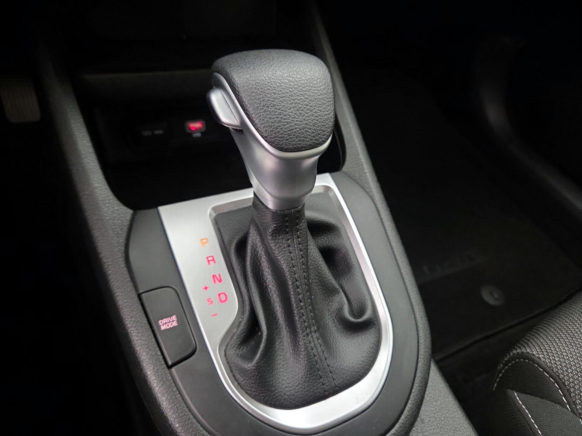 Thumbnail: 2023 Kia Forte - 17