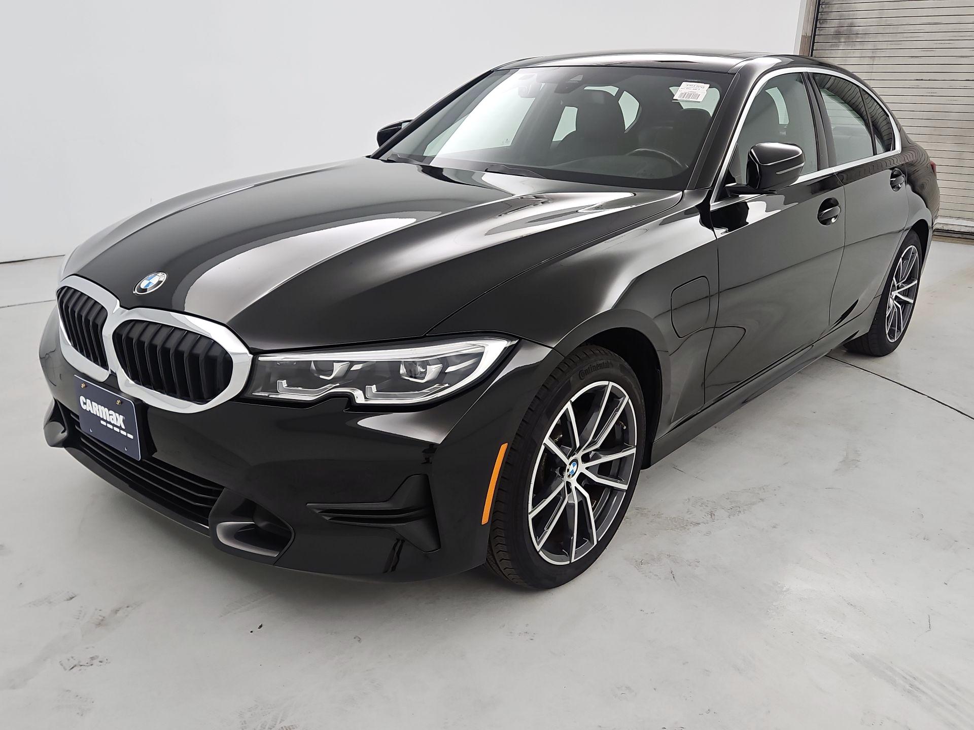 Thumbnail: 2021 BMW 3 Series - 3