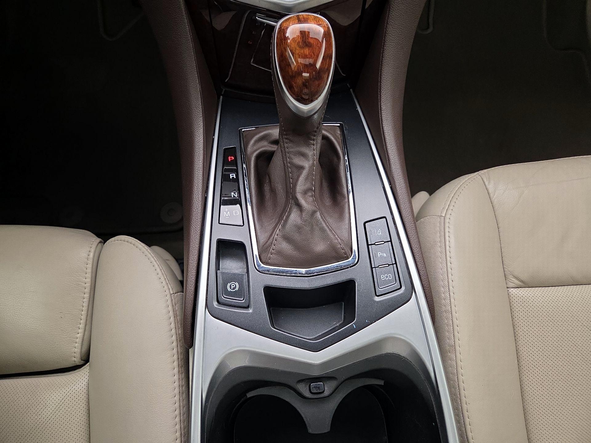 Thumbnail: 2016 Cadillac SRX - 18