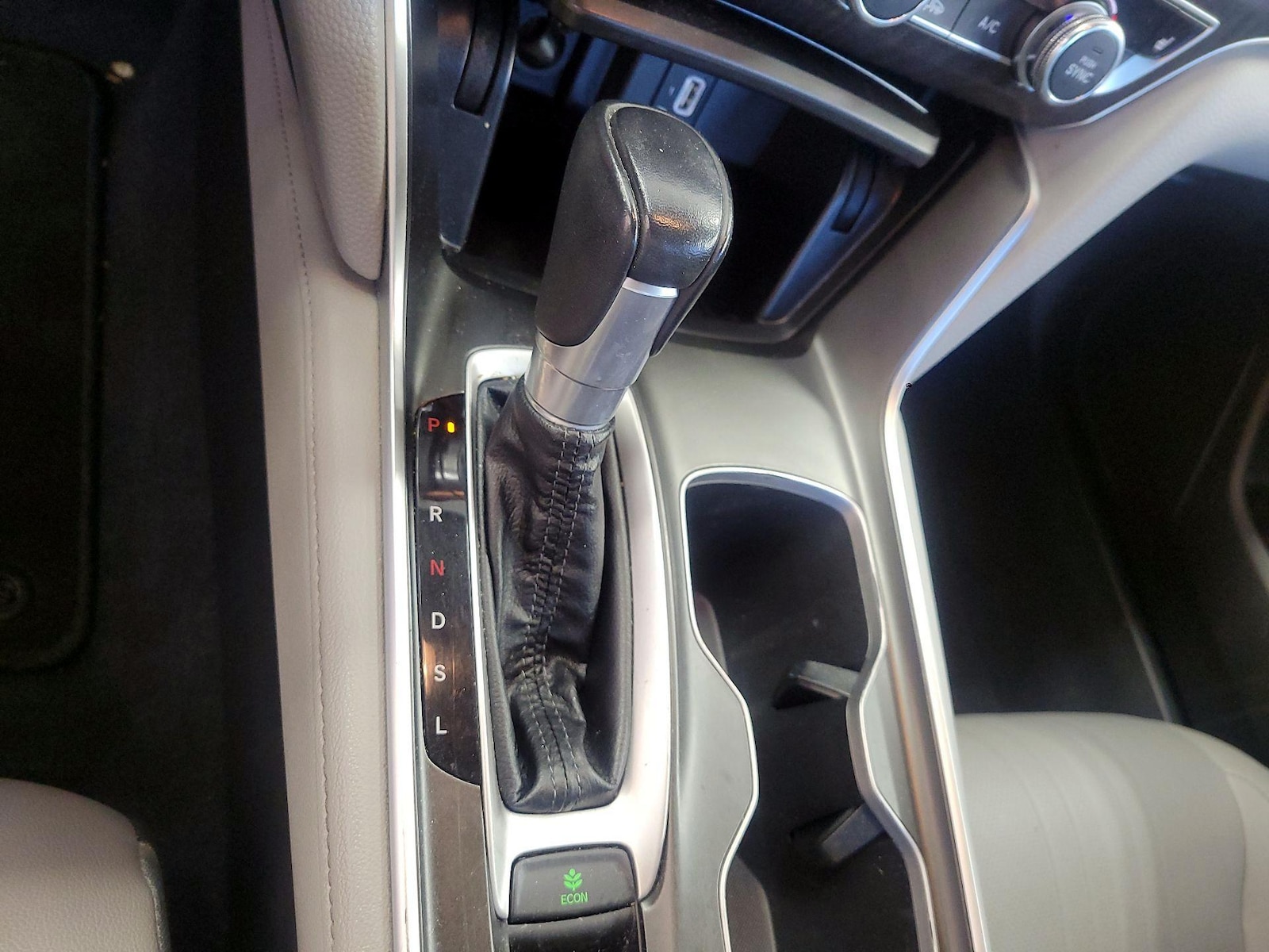 2020 Honda Accord EX-L - Photo 18