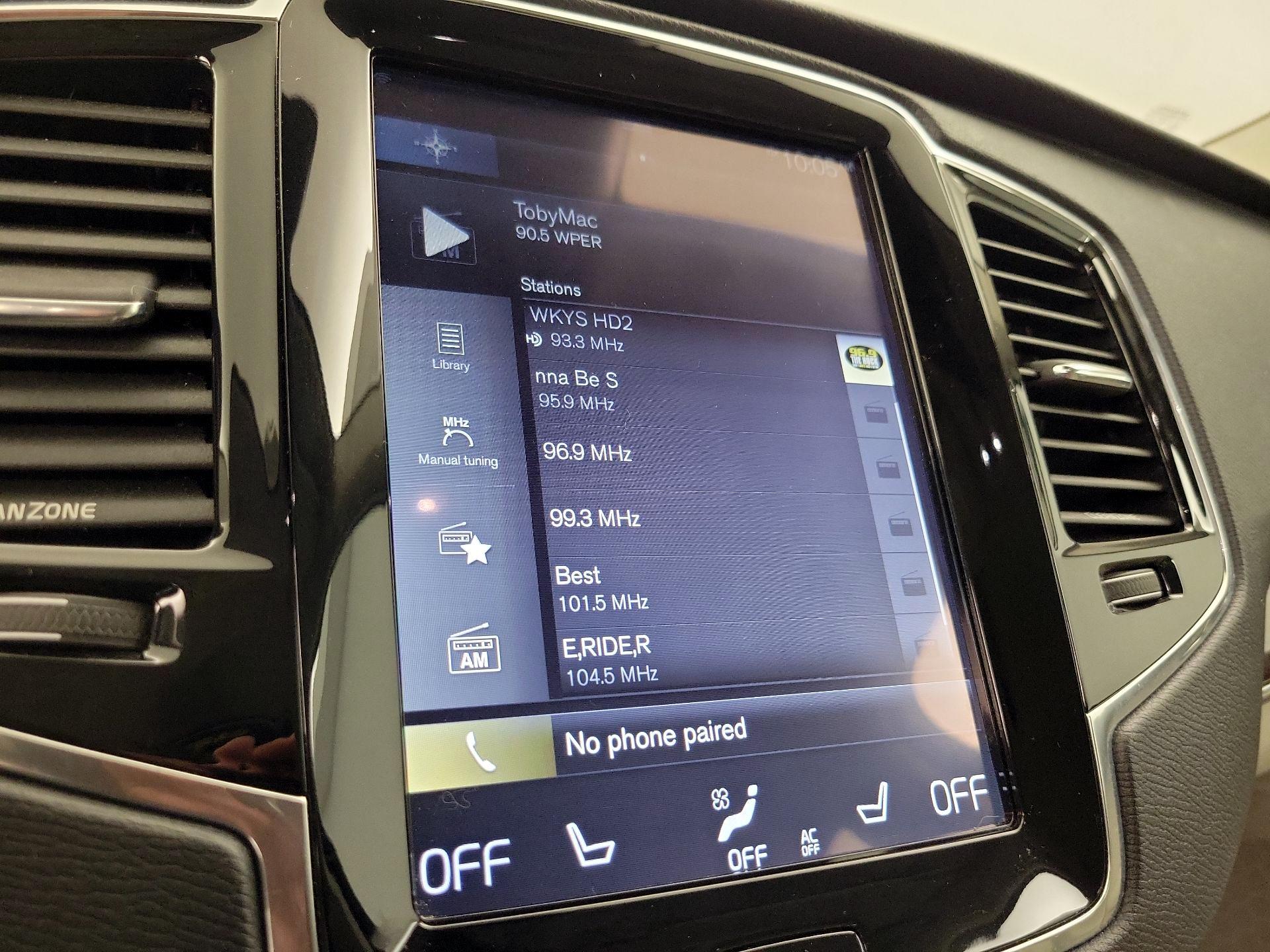 Thumbnail: 2016 Volvo XC90 - 16