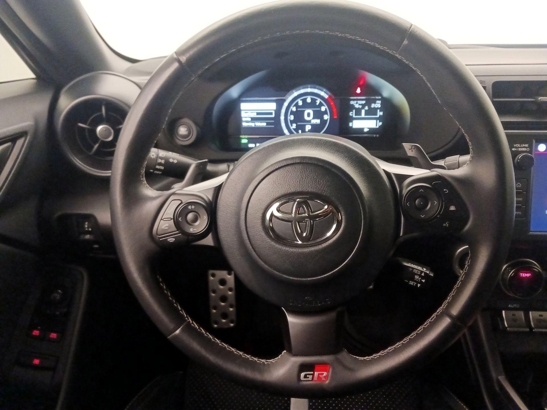 Thumbnail: 2024 Toyota GR86 - 10