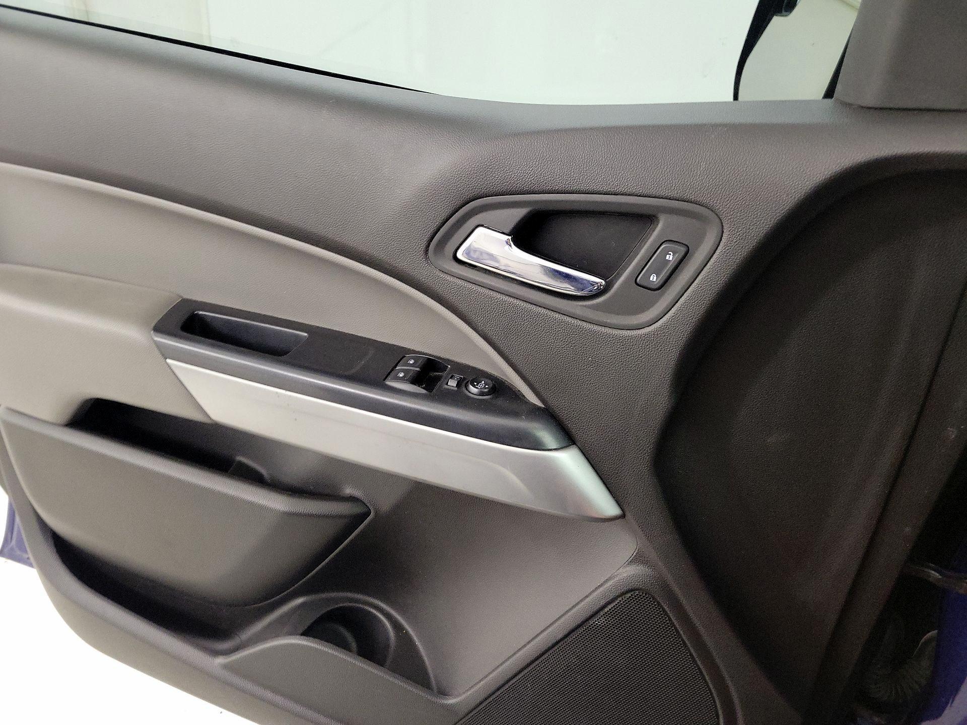 Thumbnail: 2016 Chevrolet Colorado - 12