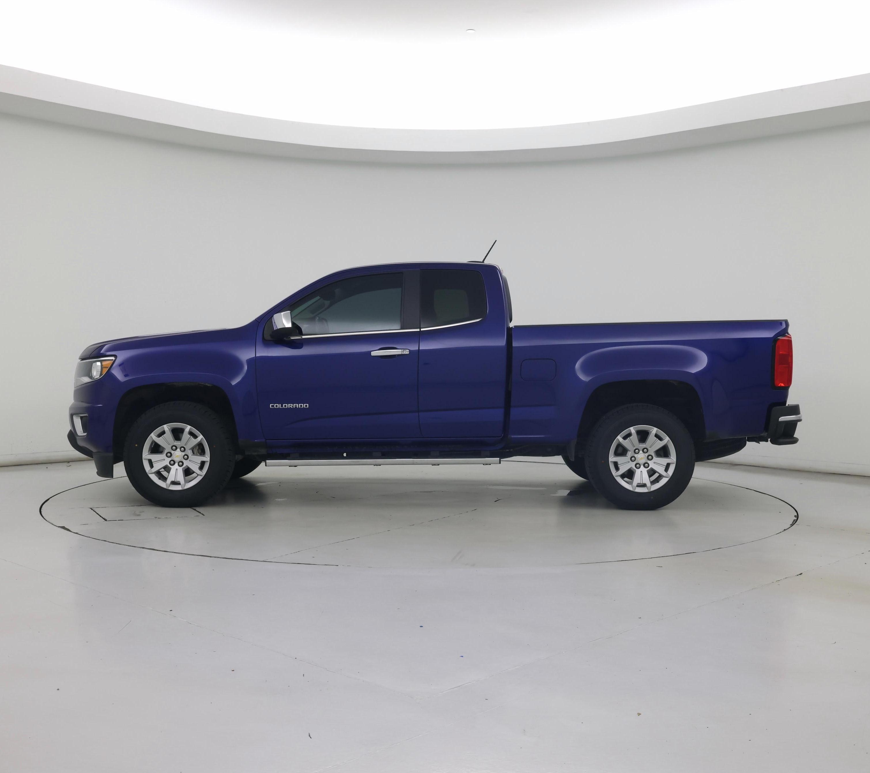 Thumbnail: 2016 Chevrolet Colorado - 3