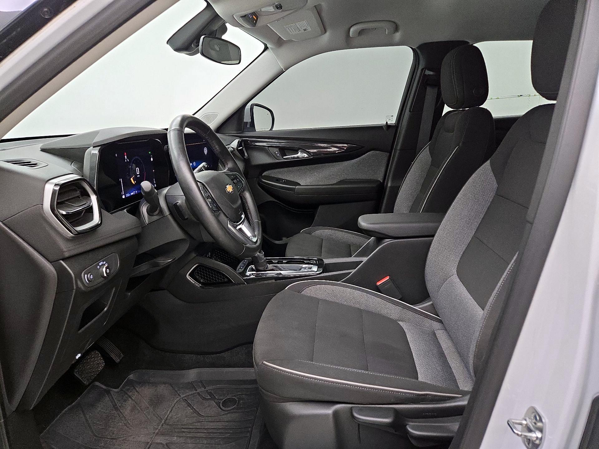 Thumbnail: 2025 Chevrolet TrailBlazer - 11