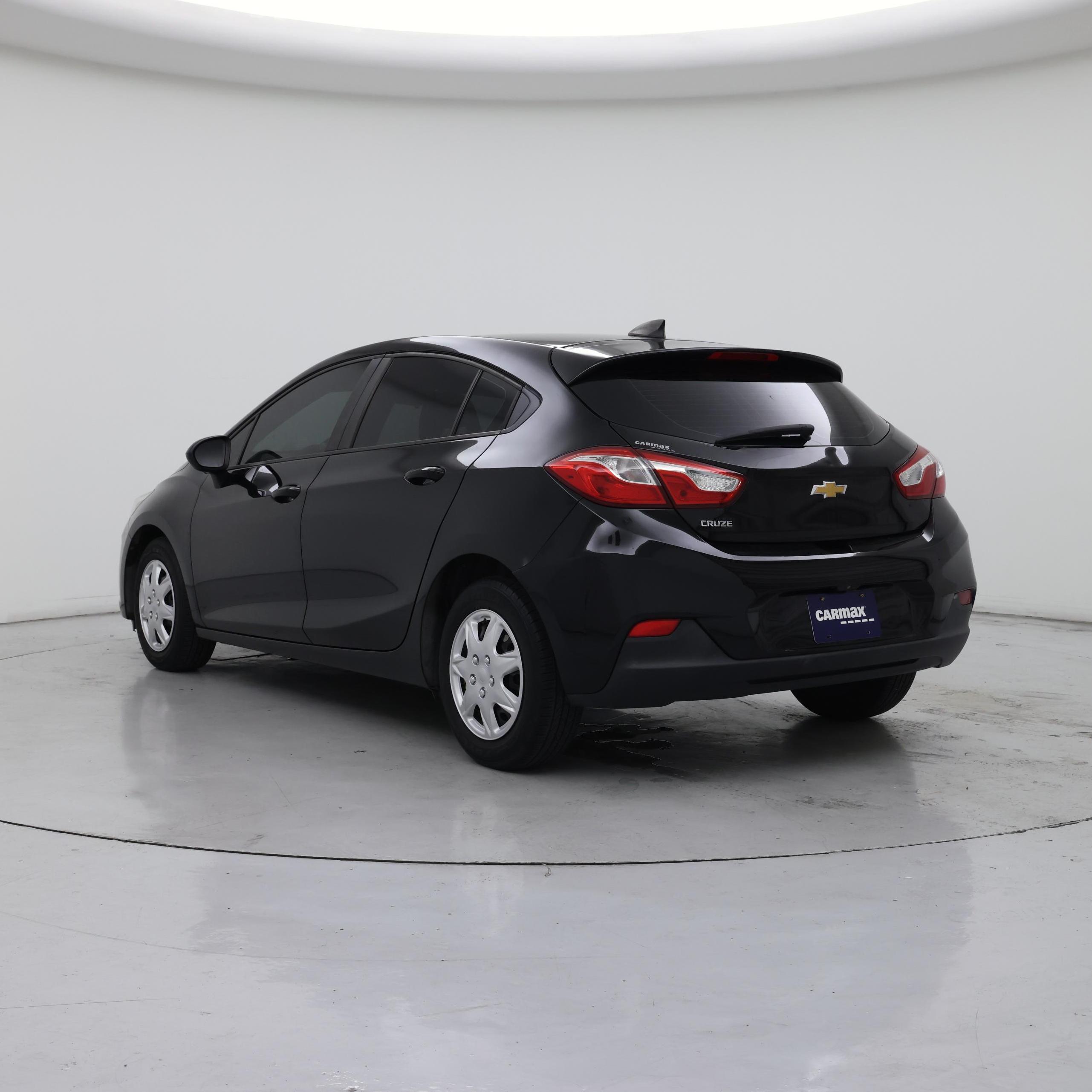Thumbnail: 2019 Chevrolet Cruze - 2