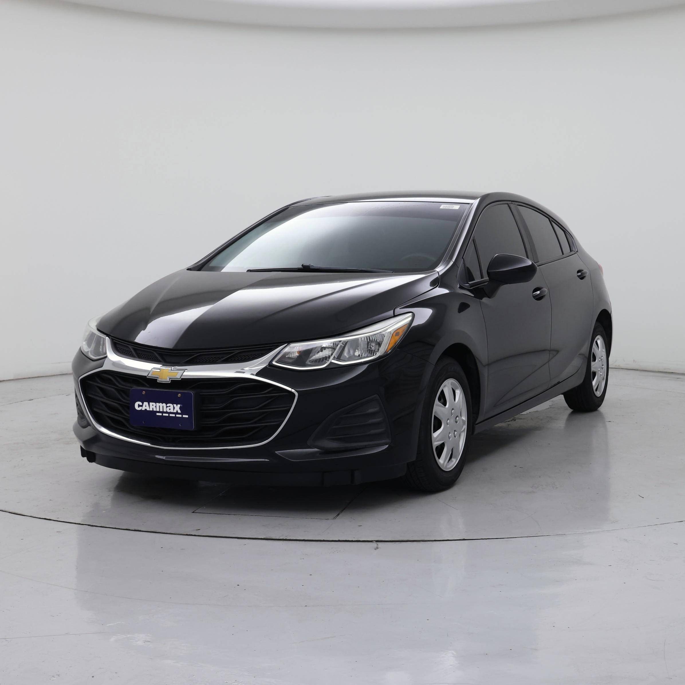 Thumbnail: 2019 Chevrolet Cruze - 4