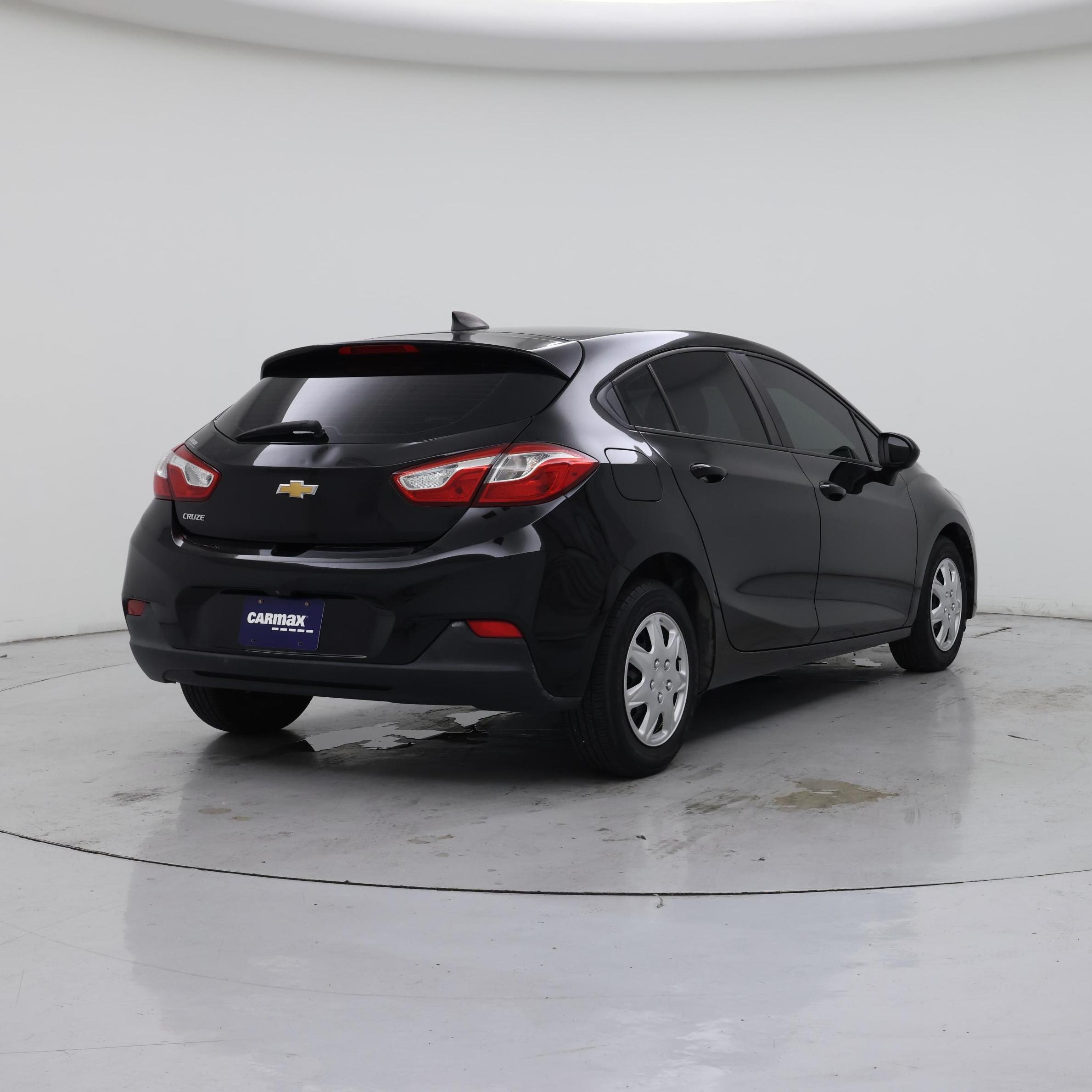 Thumbnail: 2019 Chevrolet Cruze - 8