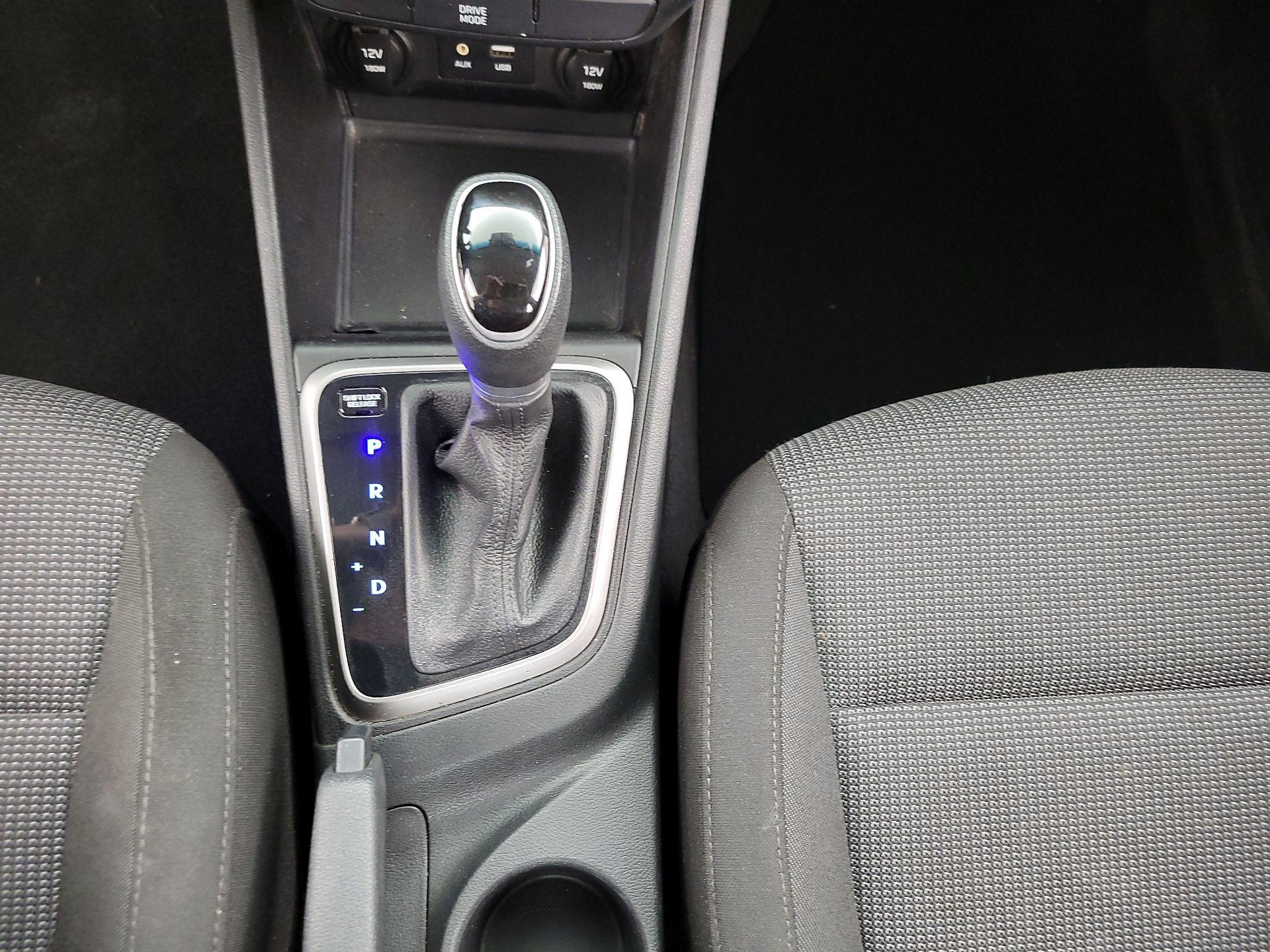 Thumbnail: 2019 Hyundai Accent - 17