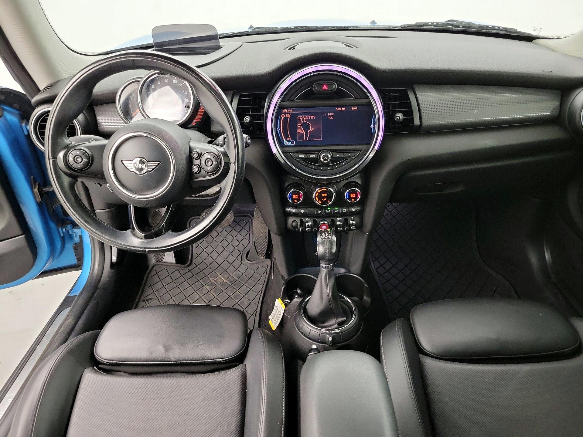 Thumbnail: 2015 MINI Cooper Hardtop - 9